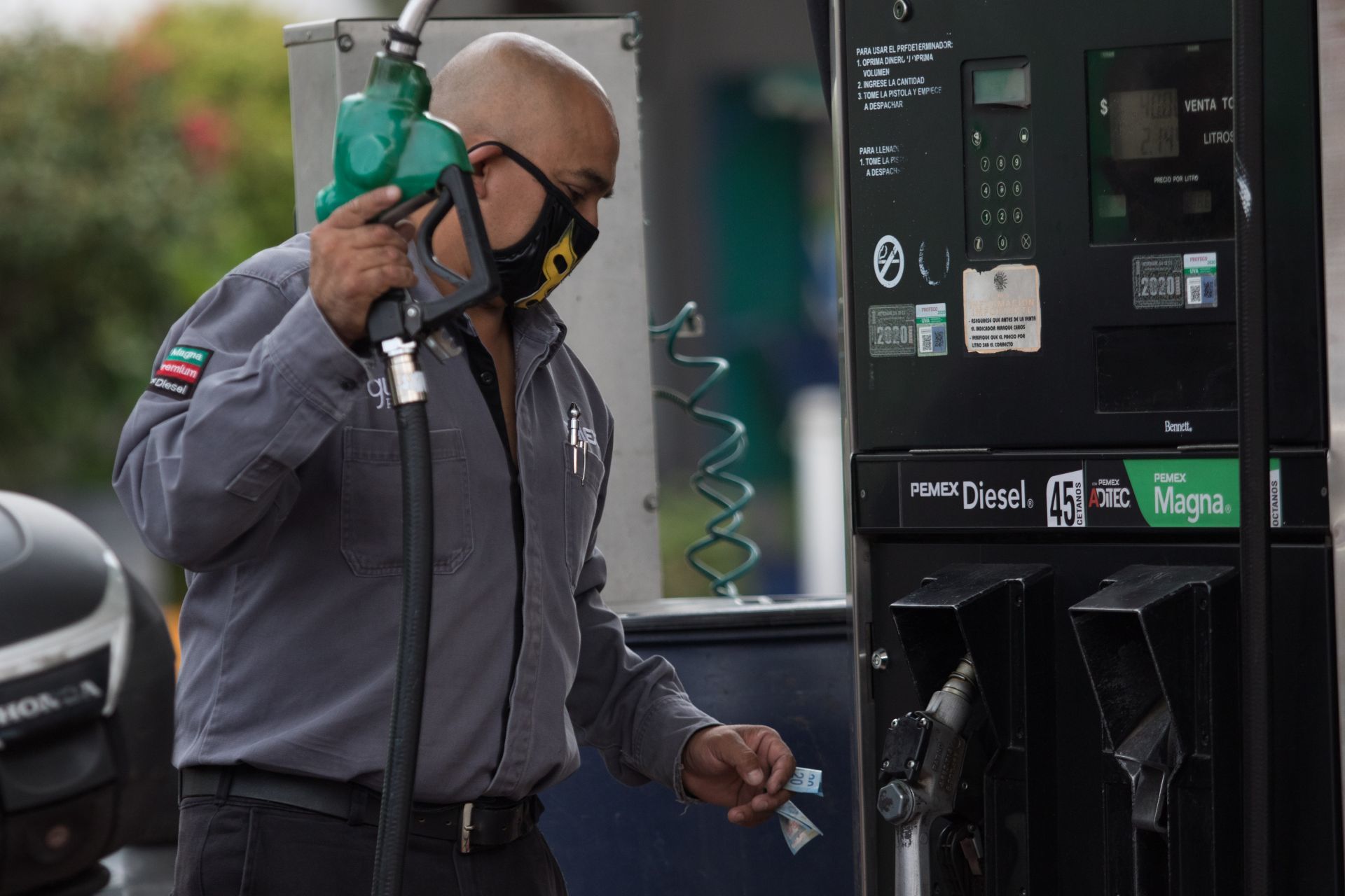 Gasolinas en México recibirán otra semana más con subsidios de alrededor de 11 pesos por litro