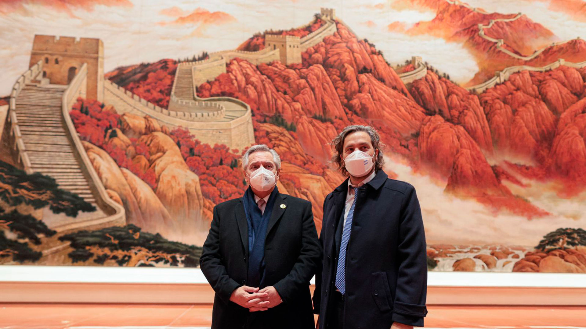 Alberto Fernández y el canciller, Santiago Cafiero, en China (Presidencia)