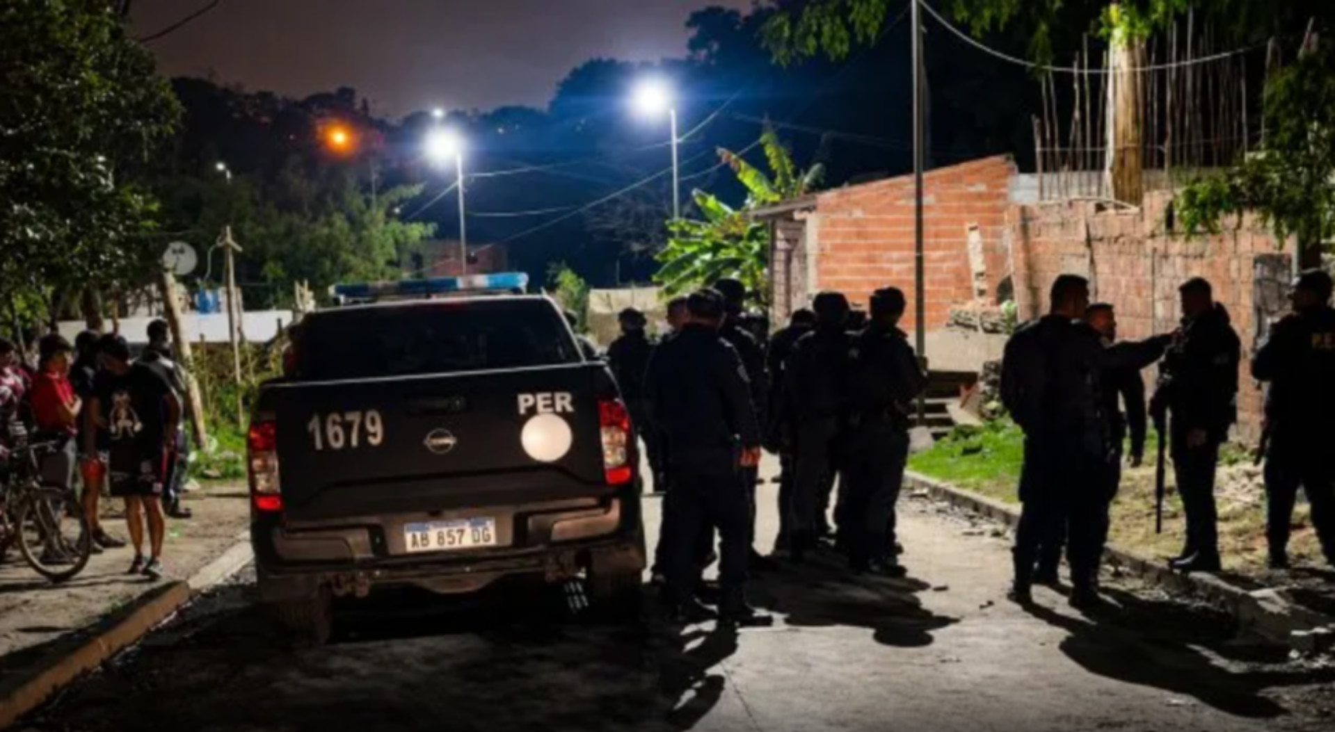 Un hombre muri&oacute; y otras cuatro personas resultaron heridas en un tiroteo en Paran&aacute;