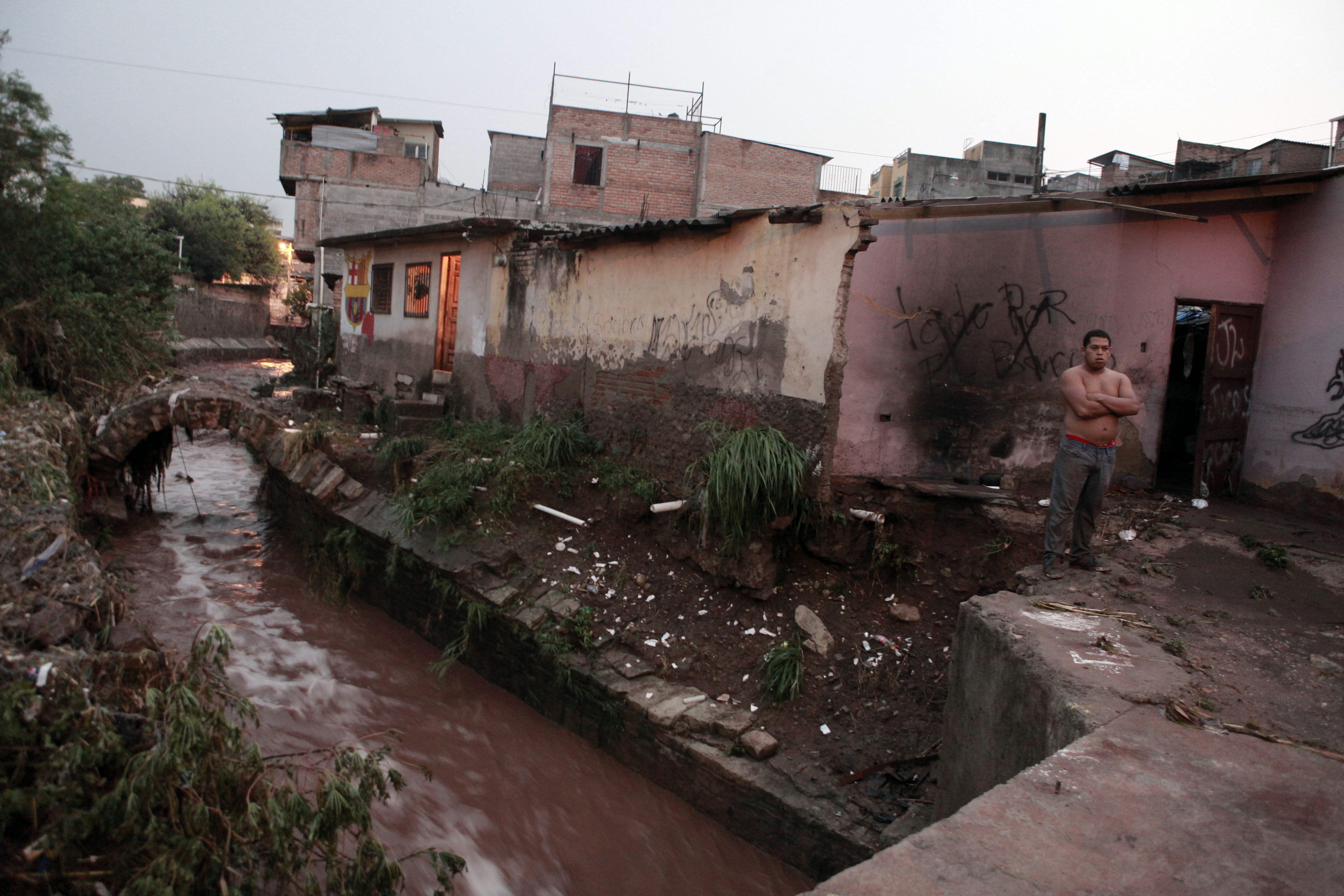 Honduras Extiende La Alerta Amarilla Y Verde En 14 Departamentos Por Las Lluvias Infobae 9864