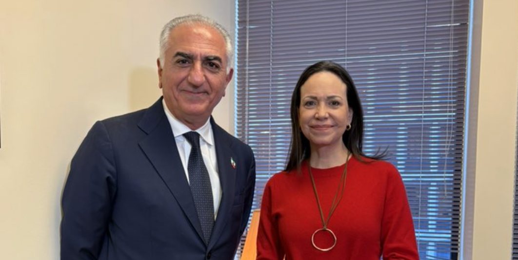 María Corina Machado y el hijo del último sha de Irán se reunieron en Washington para coordinar estrategias opositoras