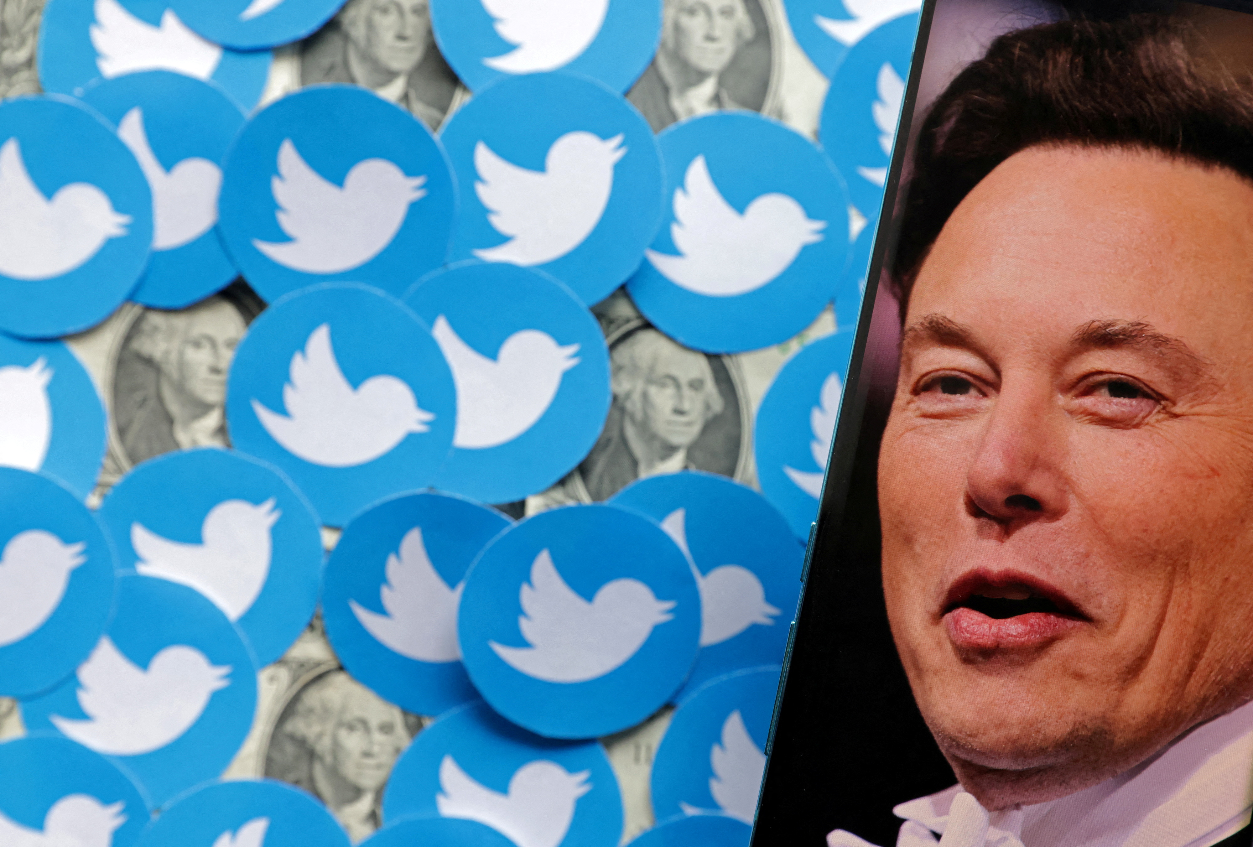 FILE PHOTO: Elon Musk photo, Twitter logos and U.S. dollar banknotes are seen in this illustration, August 10, 2022. REUTERS/Dado Ruvic/Illustration/File Photo
