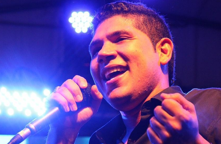 El cantante Kbeto Zuleta sufrió un accidente de tránsito en Cesar. 
Foto: Redes sociales