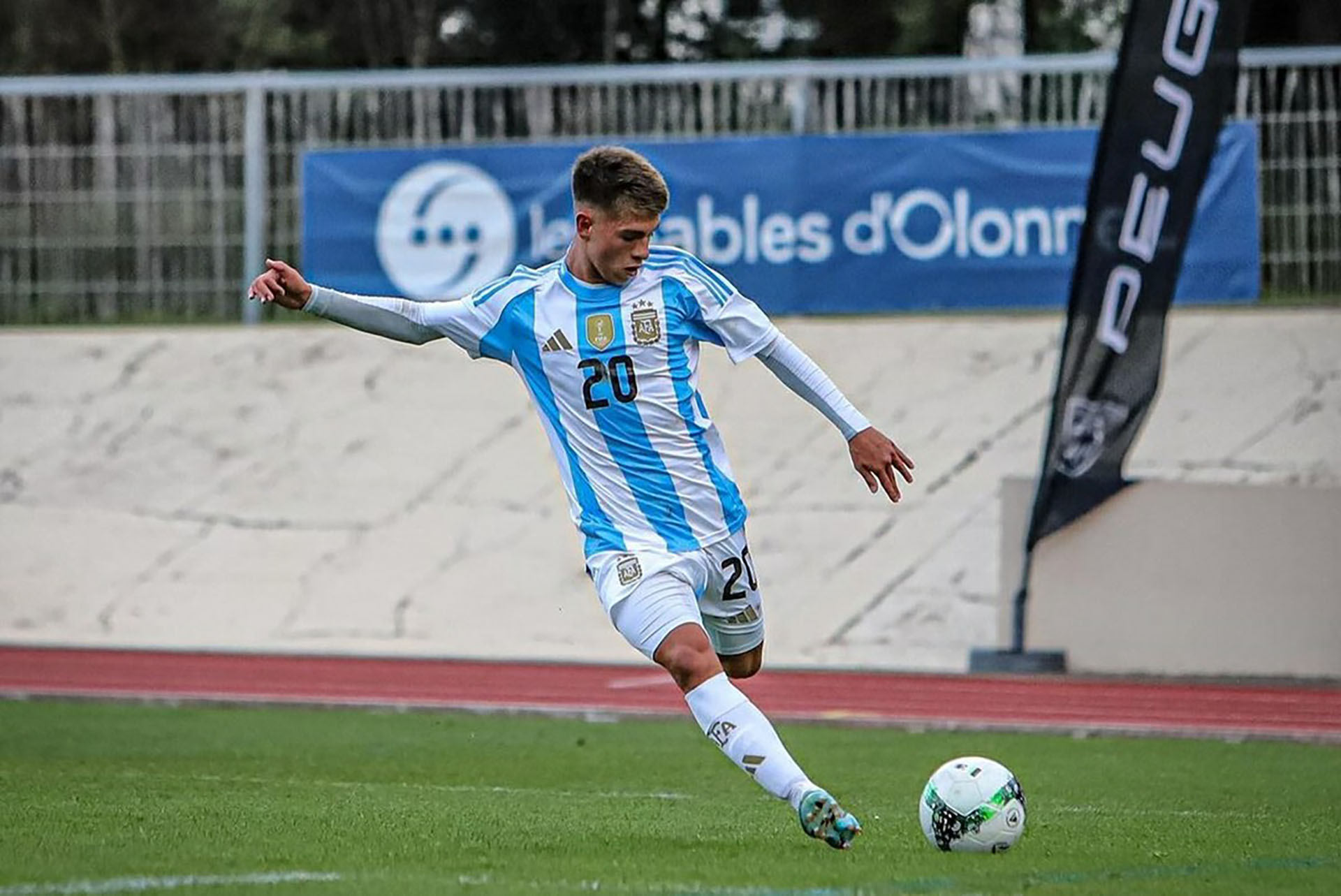 Llega el libro de las grandes entrevistas de Cultura de Infobae en 2025: los protagonistas de un año que arde