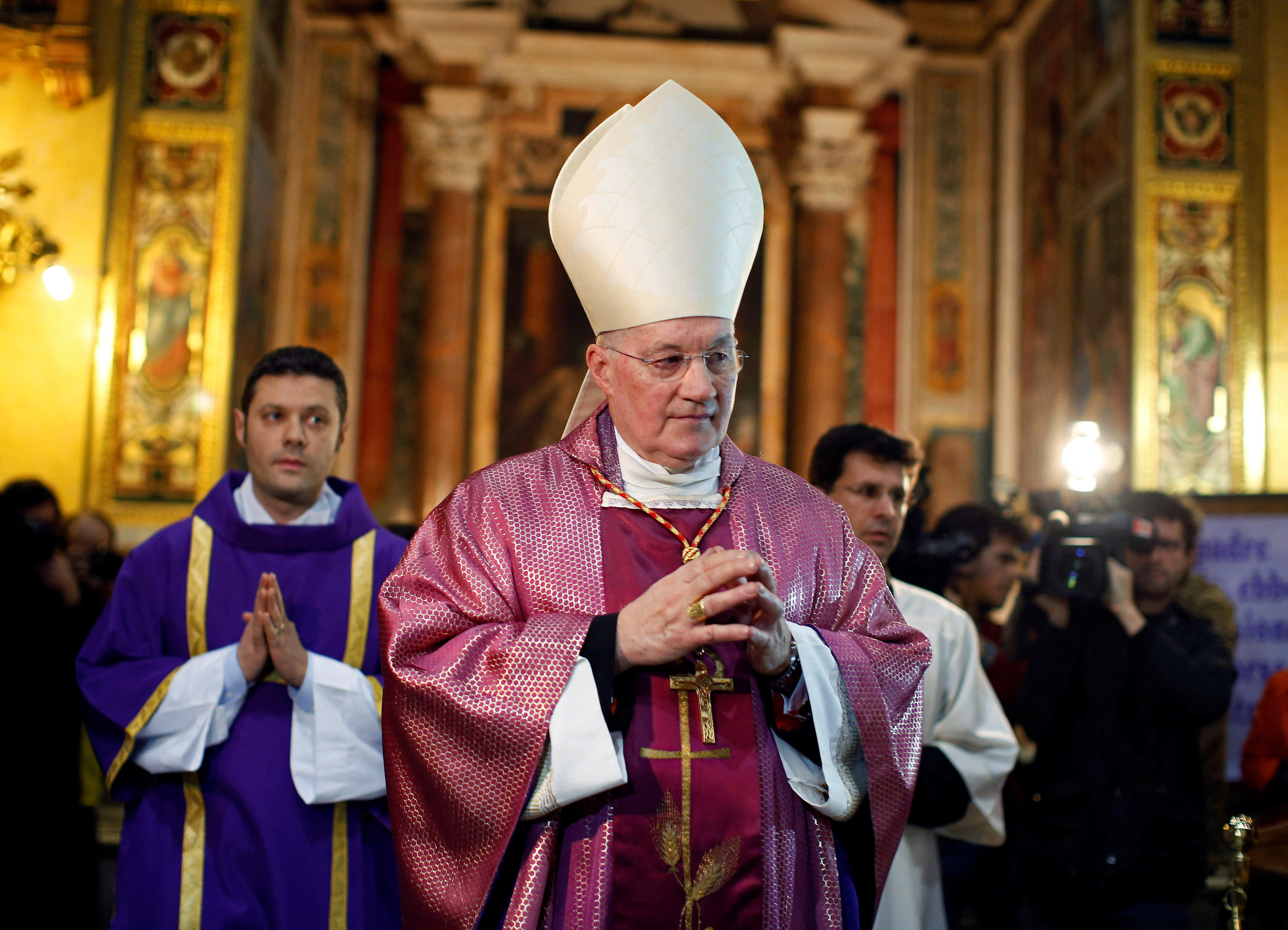 El papa Francisco aceptó la renuncia del influyente cardenal Ouellet, acusado de agresiones sexuales