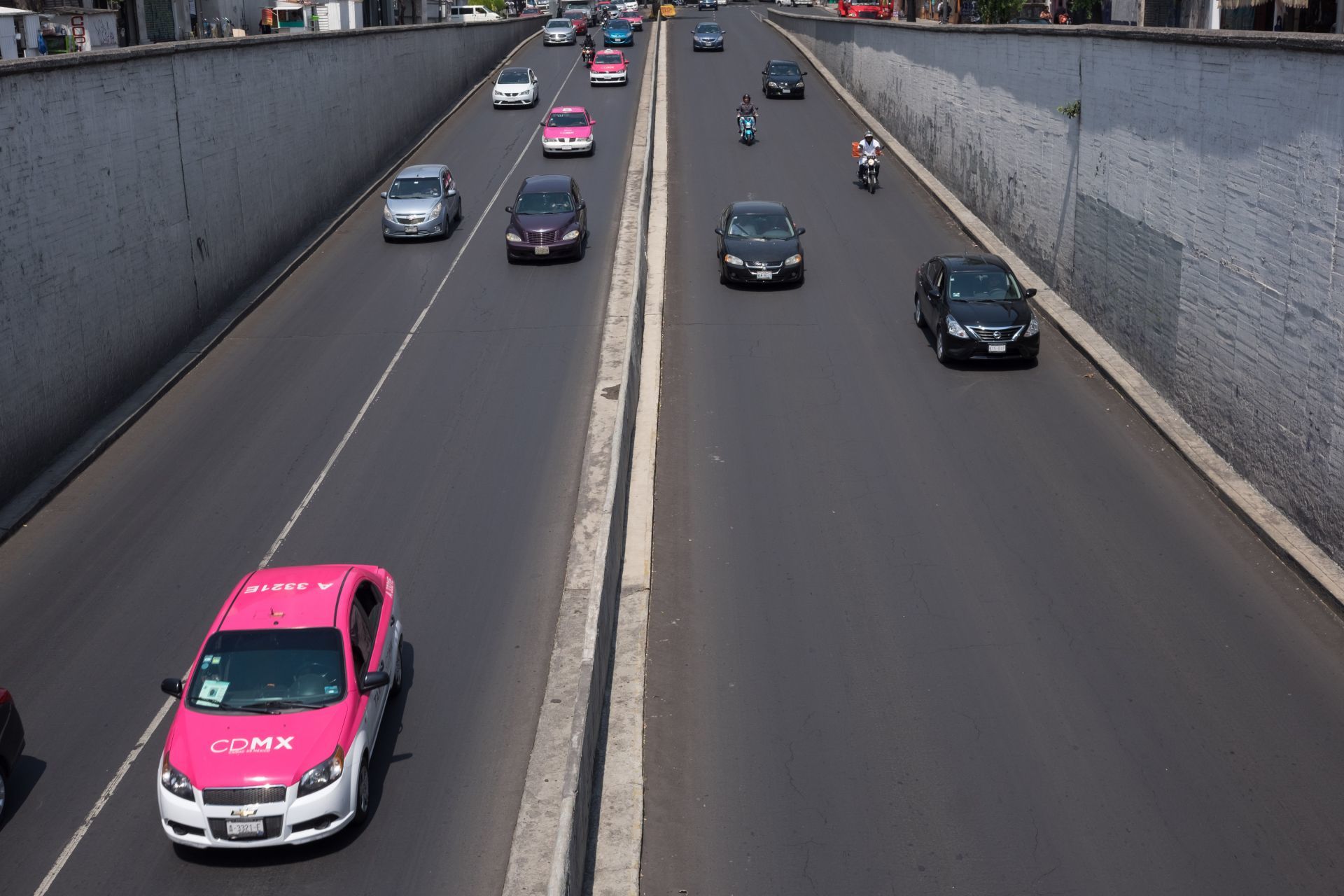Los automovilistas podrán deducir de impuestos el pago de la tenencia vehicular (FOTO: GRACIELA LÓPEZ /CUARTOSCURO.COM)