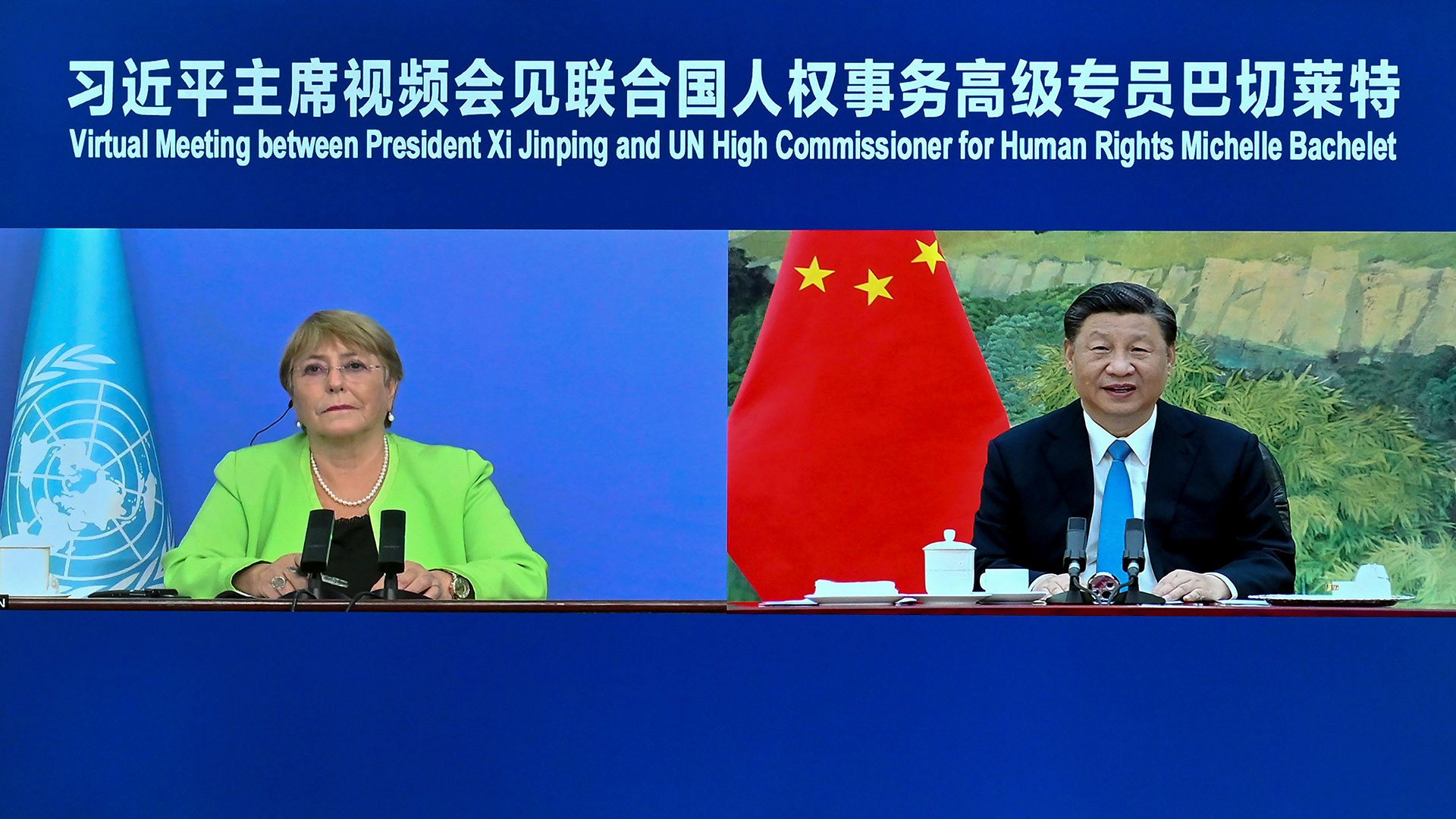 Michelle Bachelet y Xi Jinping mantuvieron una videollamada, en el marco de la visita a China de la alta comisionada para los derechos humanos de la ONU (AP)