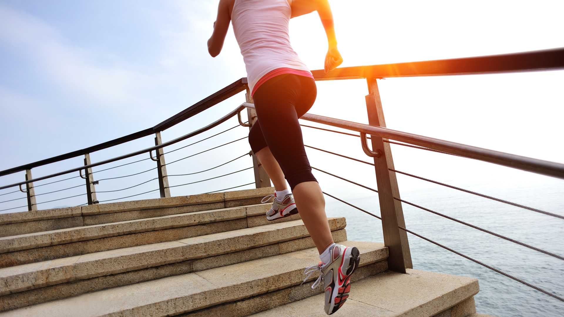 10.000 pasos al día o subir escaleras: qué ejercicio es mejor para prevenir  enfermedades cardíacas - Infobae, image size:1920x1079