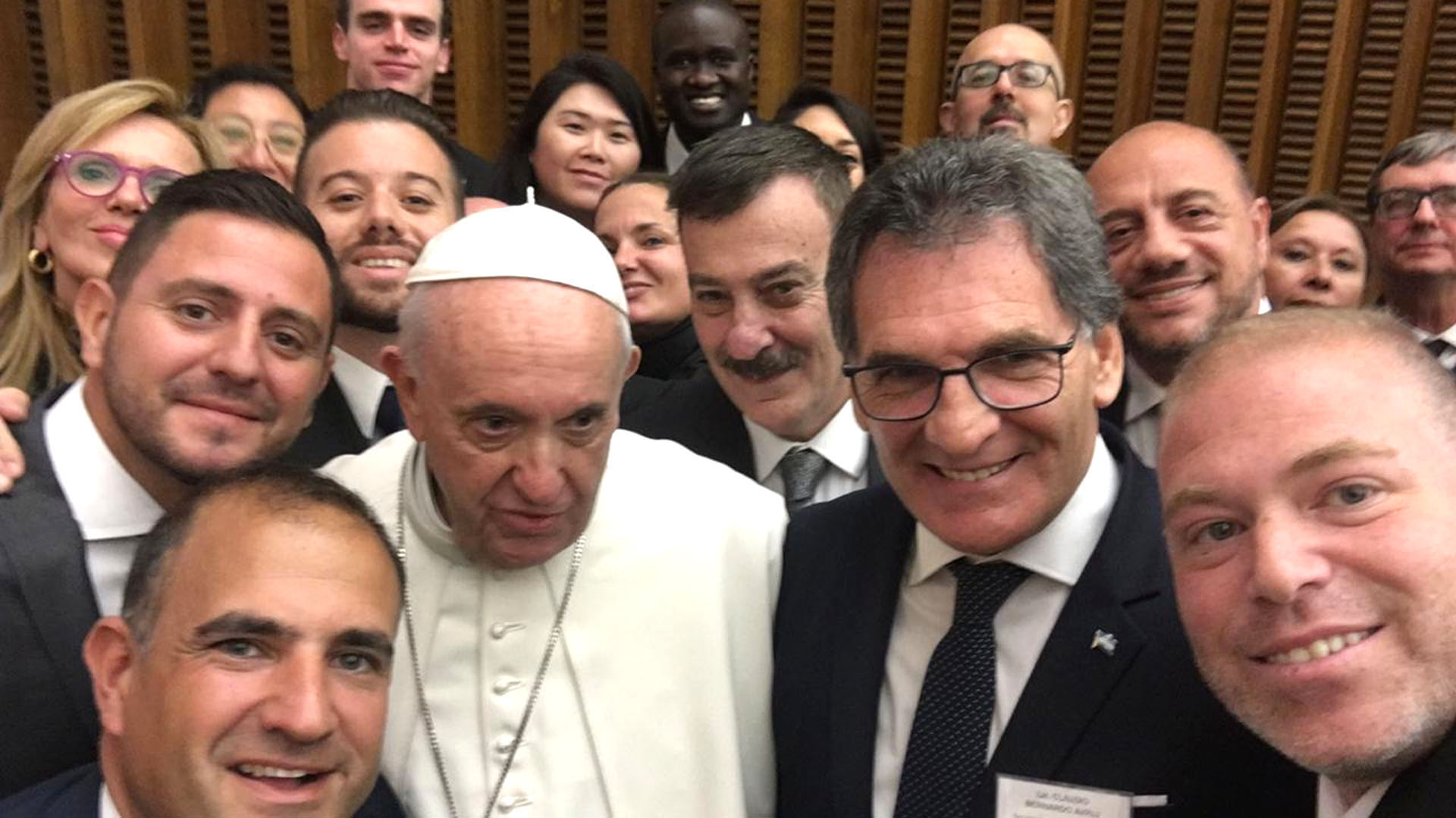 El inolvidable encuentro de las colectividades con el papa Francisco