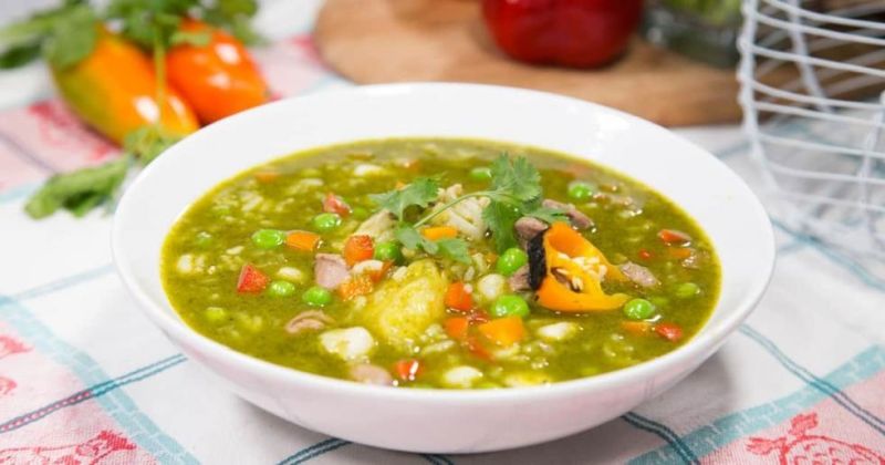 Aguadito de Pollo is a simple and quick soup that contains the same ingredients as the well-known Arroz con Pollo, only with a liquid consistency.