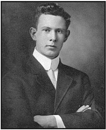 Un Joven  William Moulton Marston en 1916. A los 22 años ya se había recibido de doctor en psicología en Harvard