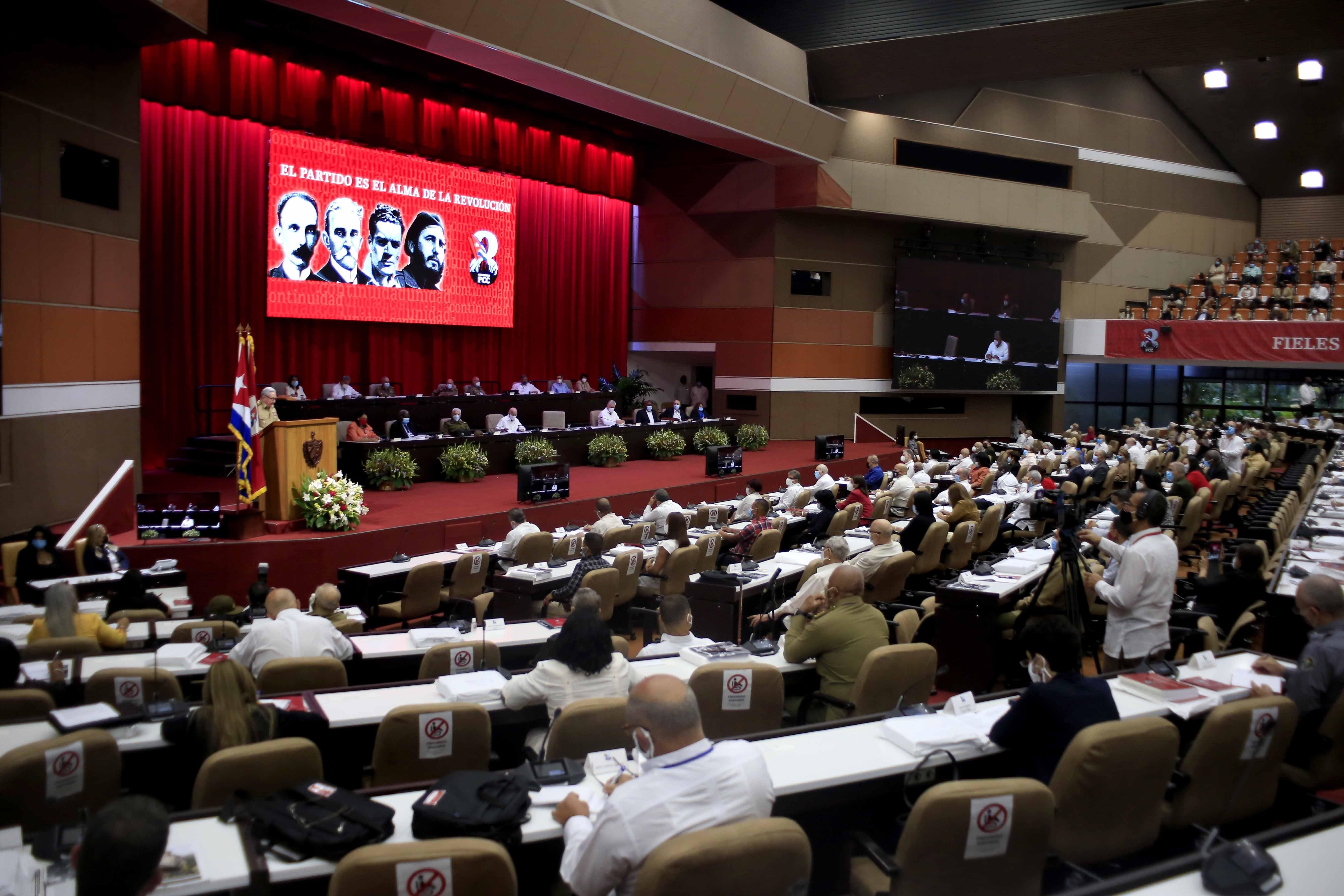 El Partido Comunista es el rector de la libertad religiosa en Cuba (EFE /Ariel Ley Royero)