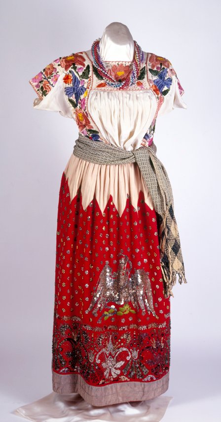 Durante sus primeros años en México, Catarina seguía vistiendo el tradicional Sari de las regiones orientales de donde provenía, el cuál se dice que es el antecedente del tradicional traje de “China Poblana” (Foto: Twitter/@ElMuseoSoumaya)