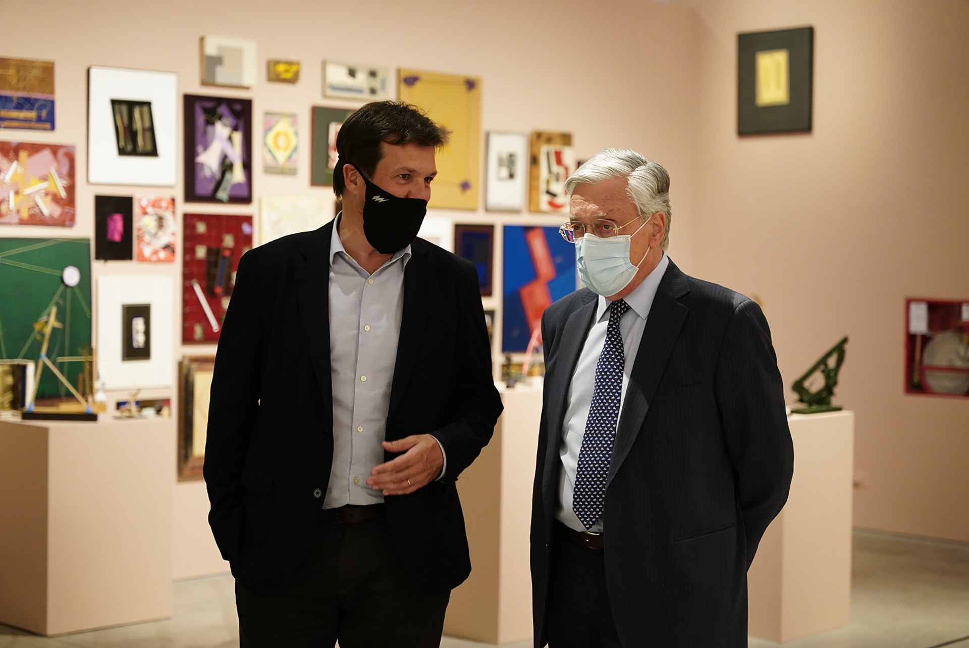 El presidente del Banco Galicia, Sergio Grinenco, y el director de Relaciones Institucionales de esa entidad, Pablo Firvida