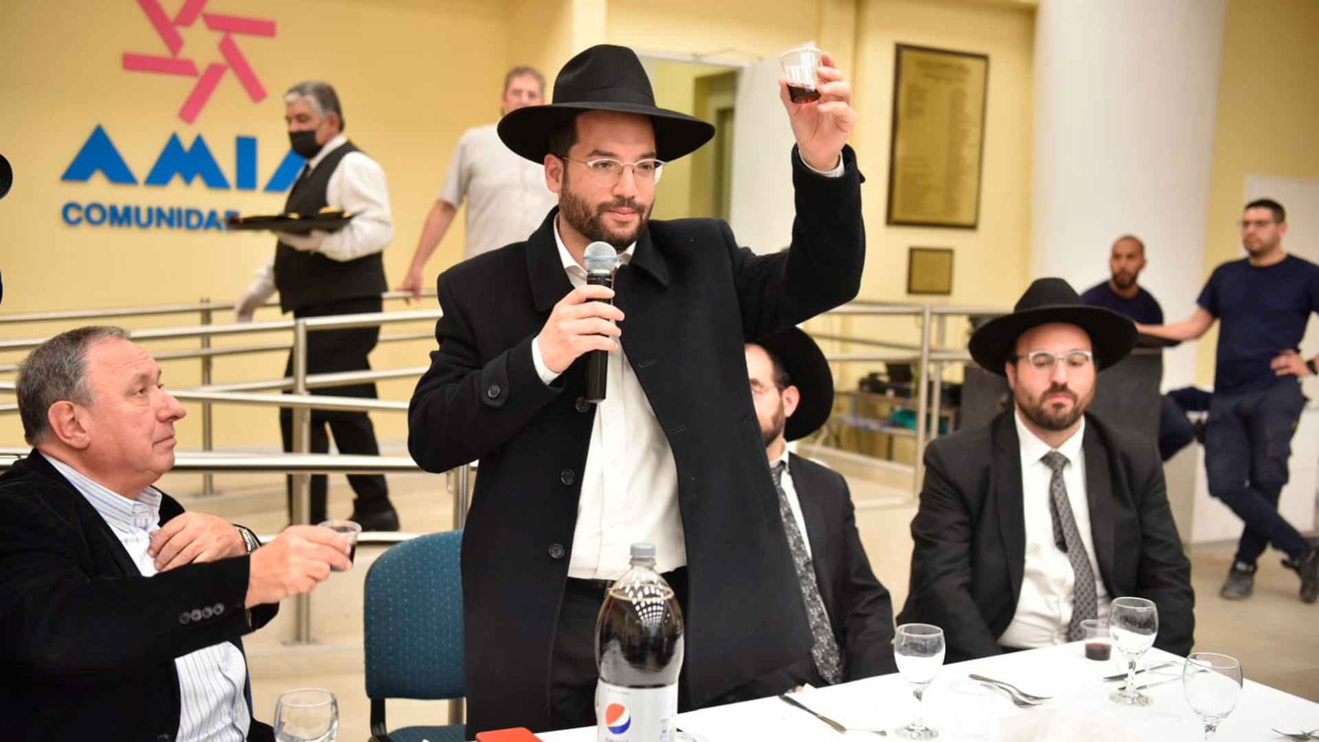 El rabino Eliahu Hamra es secretario general del Superior Rabinato de la República Argentina y presidente del Presidente del Vaad Ha Kehilot, la Federación de Comunidades Judías Argentinas