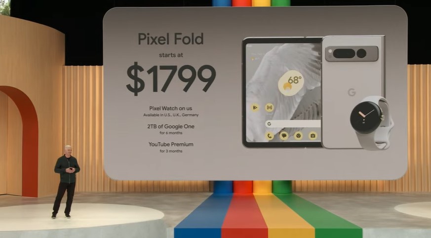 Rick Osterloh, Vicepresidente Senior de la división de hardware de Google, presentó el nuevo Google Pixel Fold, el primer celular plegable de la compañía.