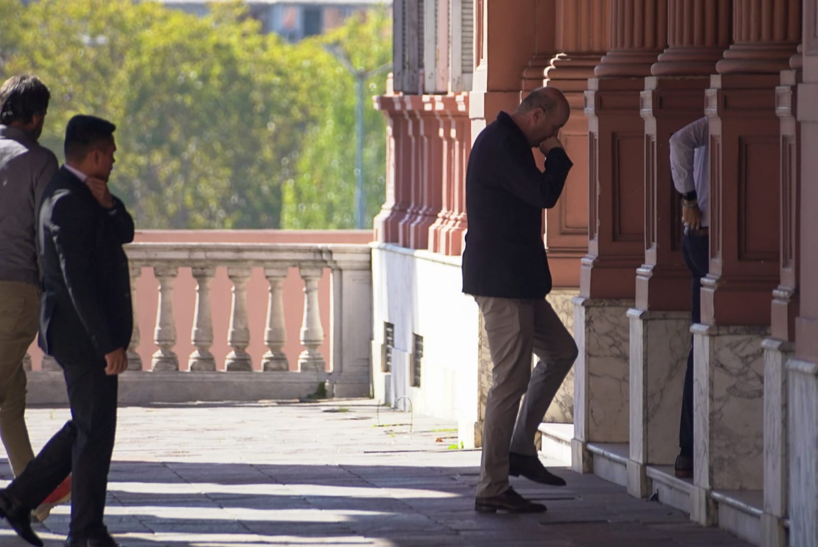 El Gobierno acelera los retiros voluntarios y avanza en la reducci&oacute;n de organismos descentralizados 