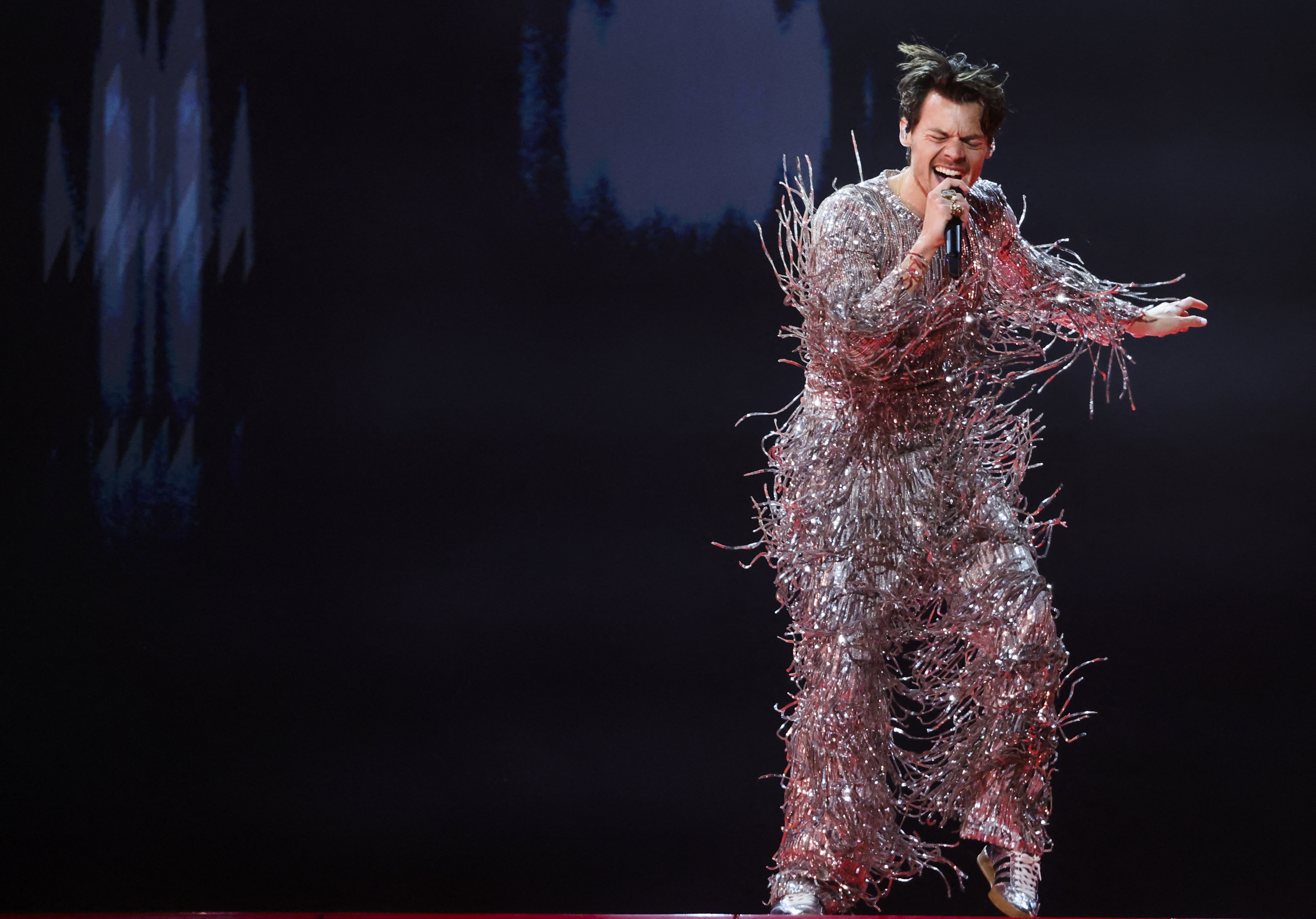 Harry Styles cantó "As it Was" en la ceremonia de los Premios Grammy 2023 (REUTERS/Mario Anzuoni)