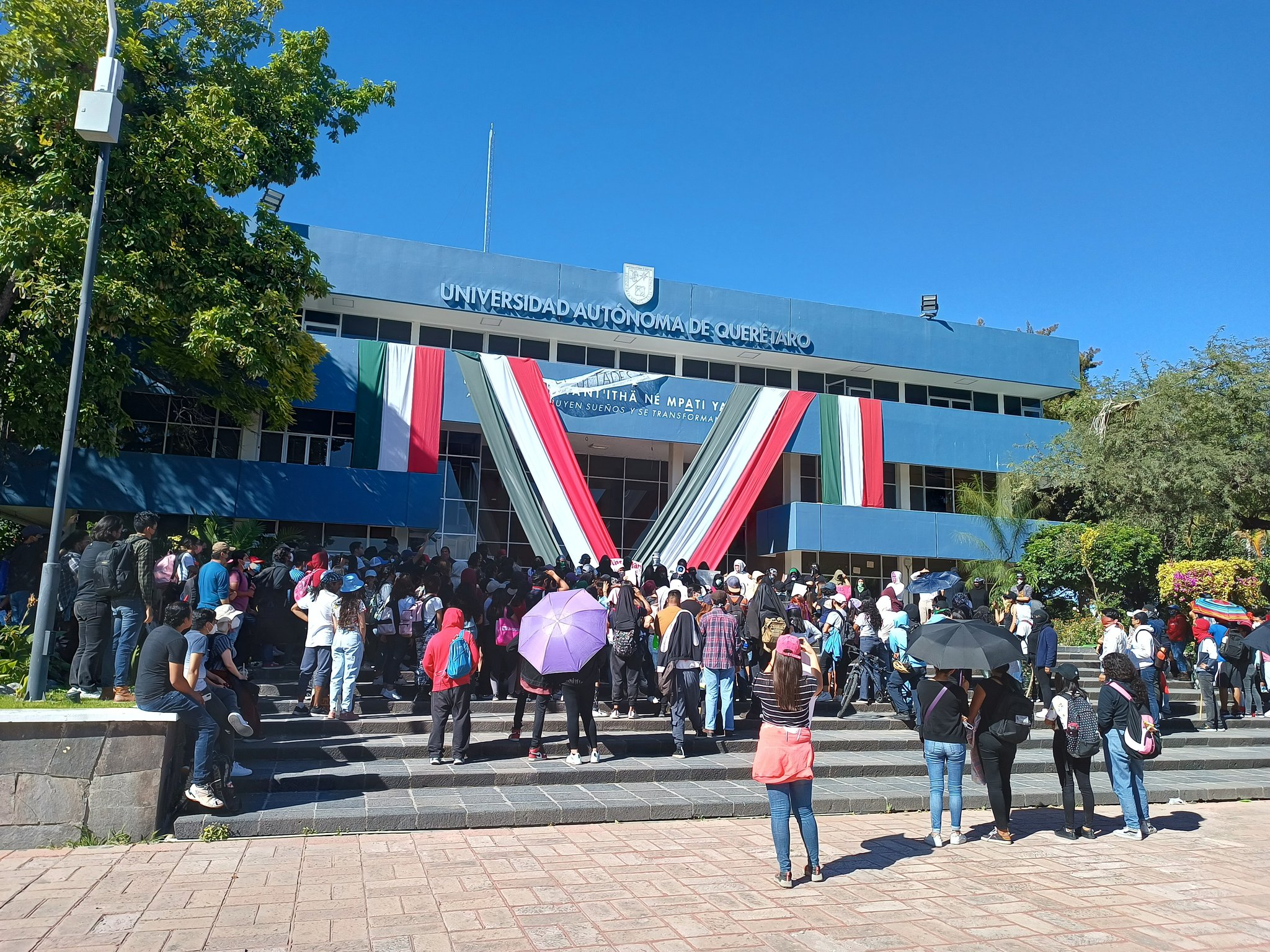 Uaq Se Negó A Despedir A Docentes Y Administrativos Señalados De Cometer Manipulación Acoso Y 6004