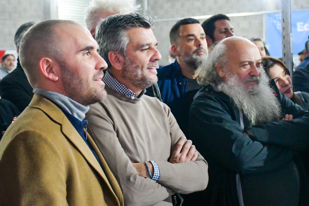 Martín Guzmán, ministro de Economía; Juan Zabaleta, ministro de Desarrollo Social; y Emilio Pérsico, referente del Movimiento Evita y secretario de Economía Social