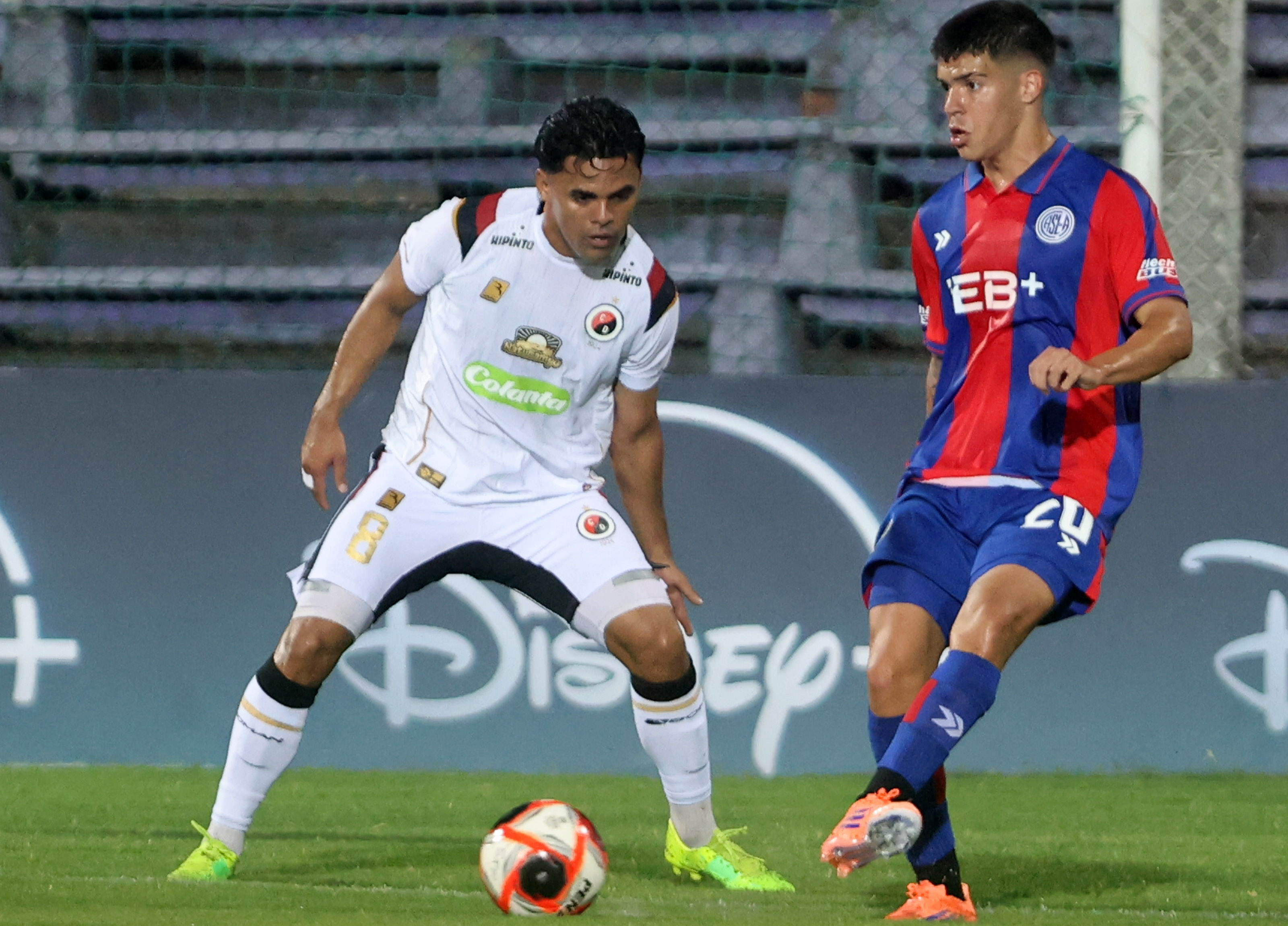 Trump responsabilizó a Zelensky de ser el principal obstáculo para alcanzar un acuerdo que ponga fin a la invasión rusa en Ucrania