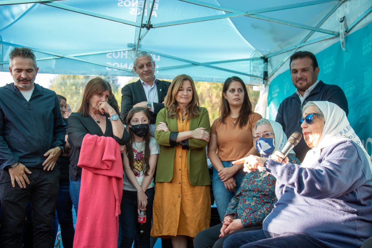 Hebe de Bonafini durante un acto en la Plaza San Martín de la ciudad de La Plata