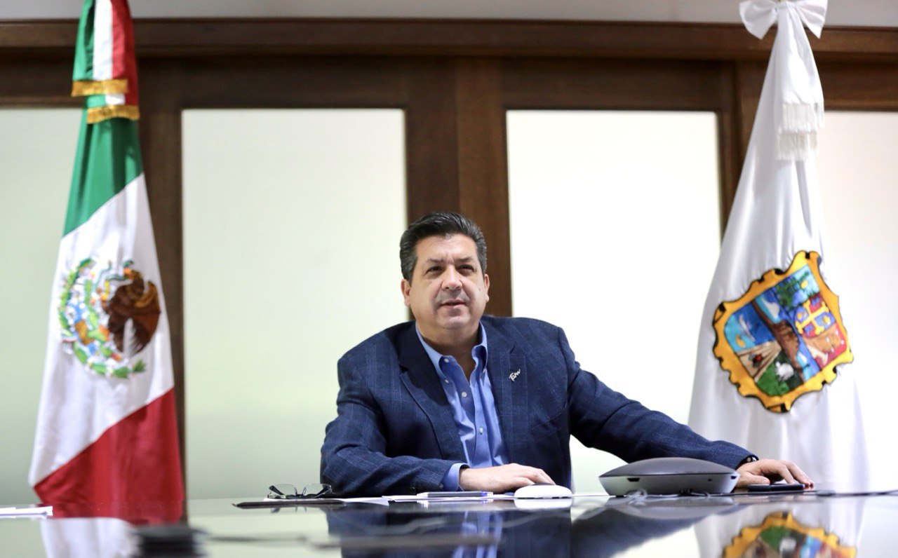 Carlos Loret de Mola señaló que Francisco García Cabeza de Vaca le otorgó distintos contratos gubernamentales a el Rey del Huachicol  (Foto: Twitter / @fgcabezadevaca).