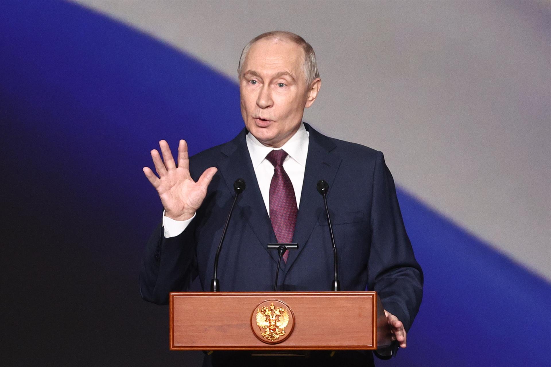 Putin se mostró dispuesto a negociar con Ucrania pero advirtió que las regiones anexionadas por Rusia no pertenecen a Kiev
