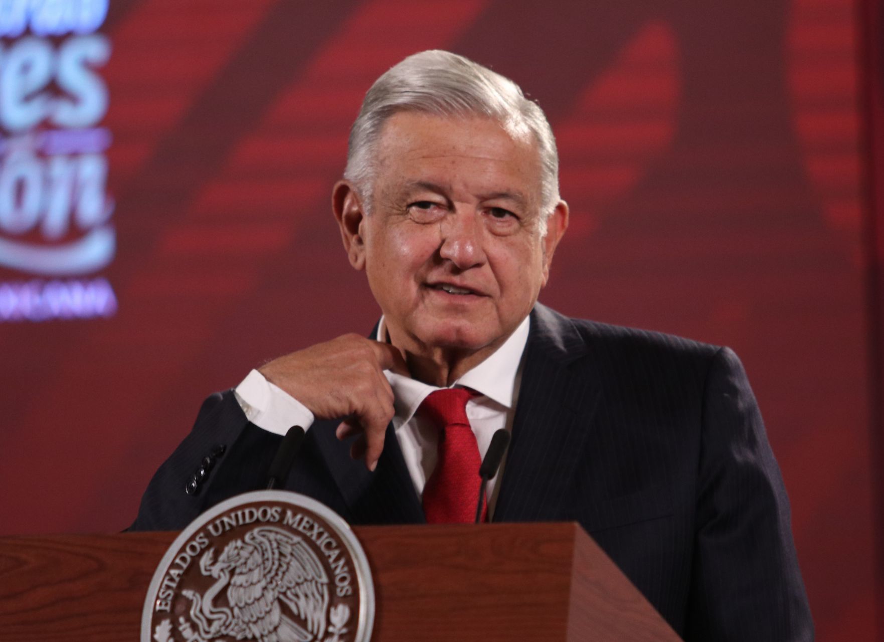 AMLO during a morning press conference at the National Palace.  PHOTO: ANDREA MURCIA /CUARTOSCURO