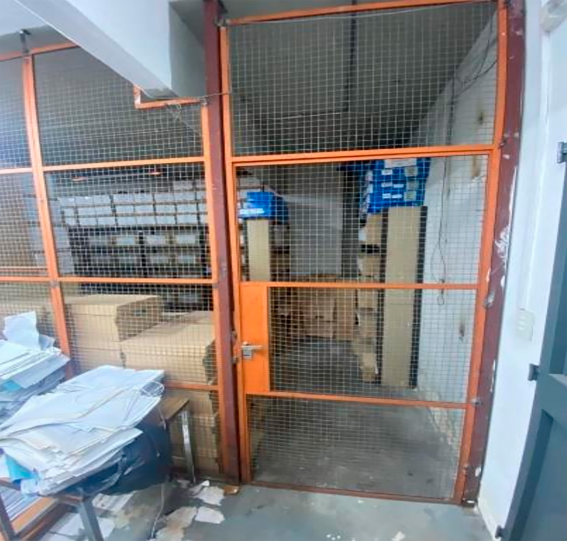 La "jaula", en la que había declaraciones juradas