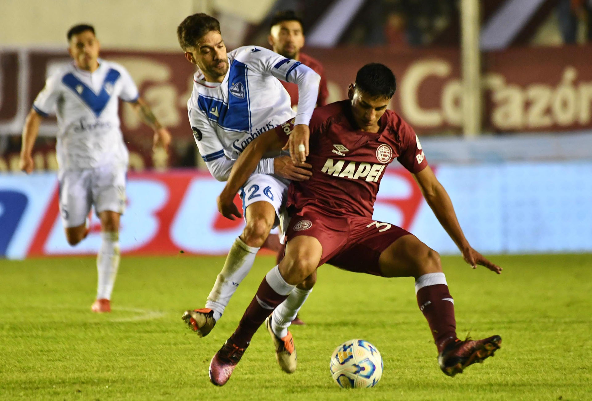 Estudiantes perdió 2-0 con Central Córdoba y no pudo recuperar la cima del Grupo A del Torneo Clausura 