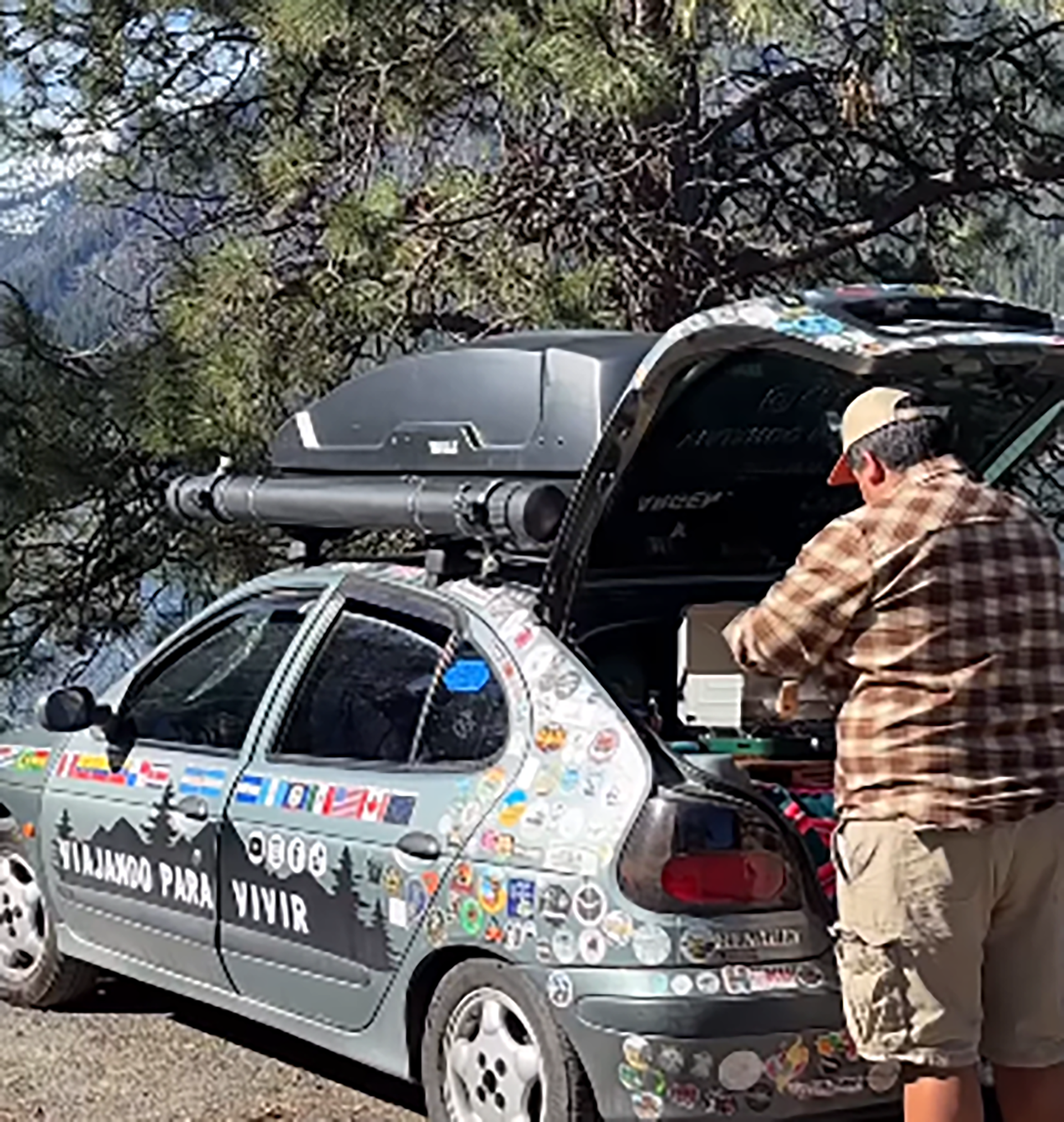 Se mudaron de una casa de pueblo a un auto modelo '99: 