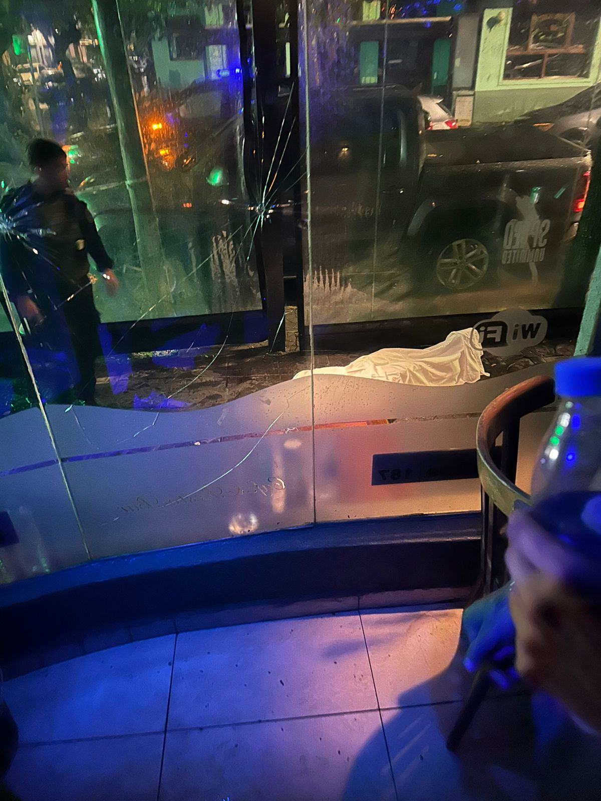 Sale a subasta el guion de “Sin aliento” de Godard