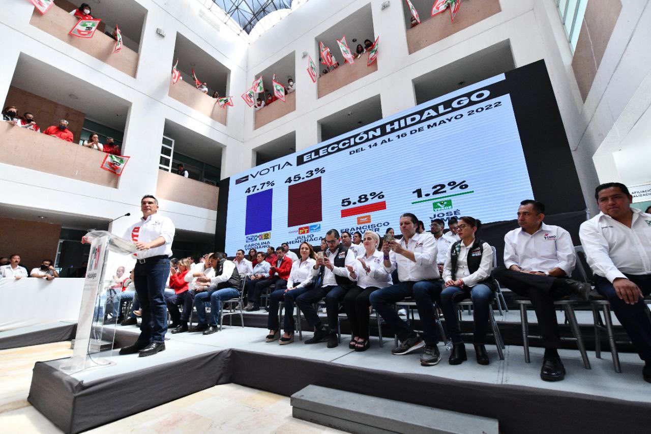 Según el líder del tricolor, desde el gobierno federal se han dedicado “impune e ilegalmente” a meter las manos en el proceso electoral (Foto: Twitter/@PRI_Nacional)