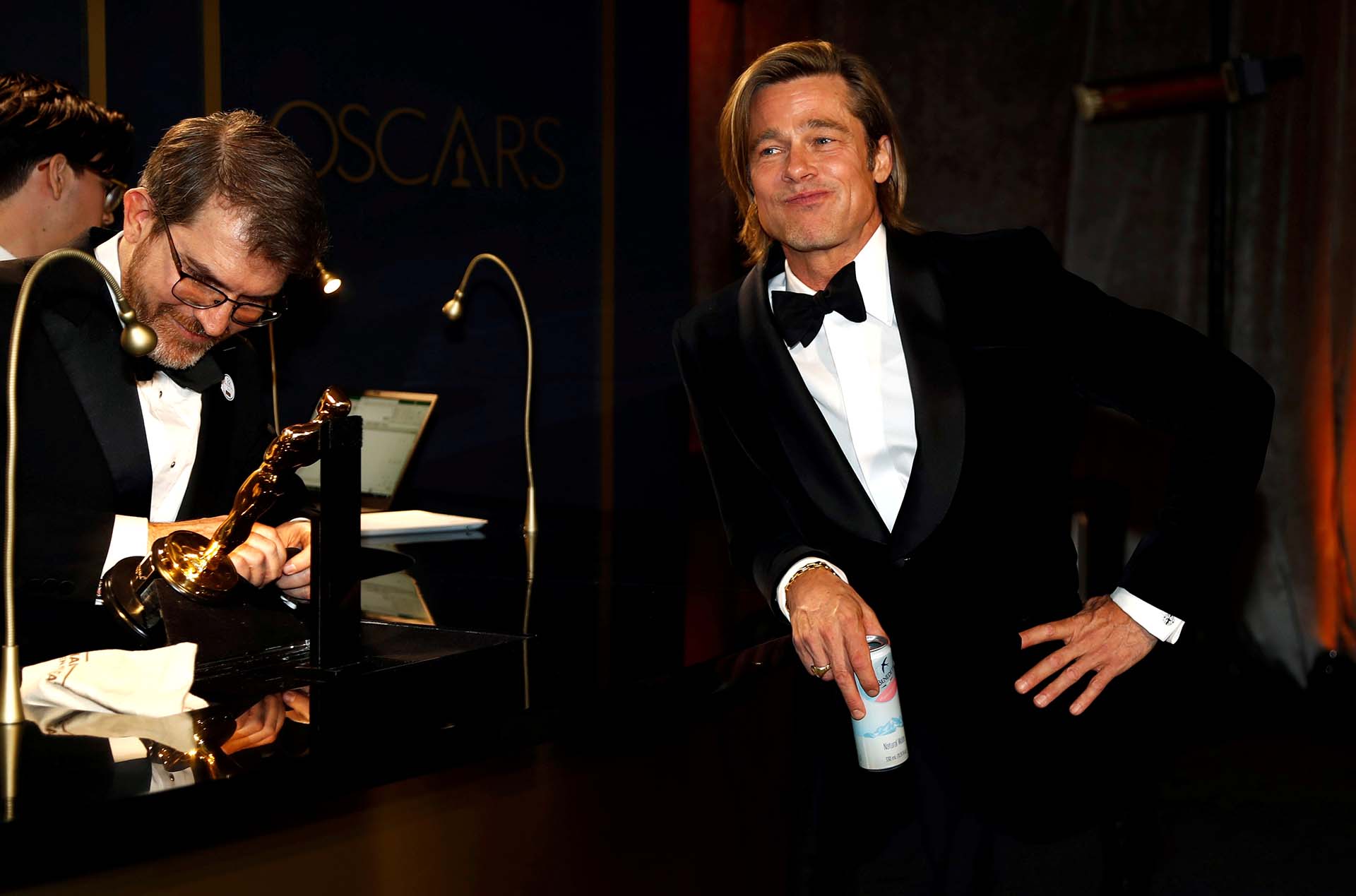 Brad Pitt tras ganar su Oscar a mejor actor de reparto (9 de febrero)
