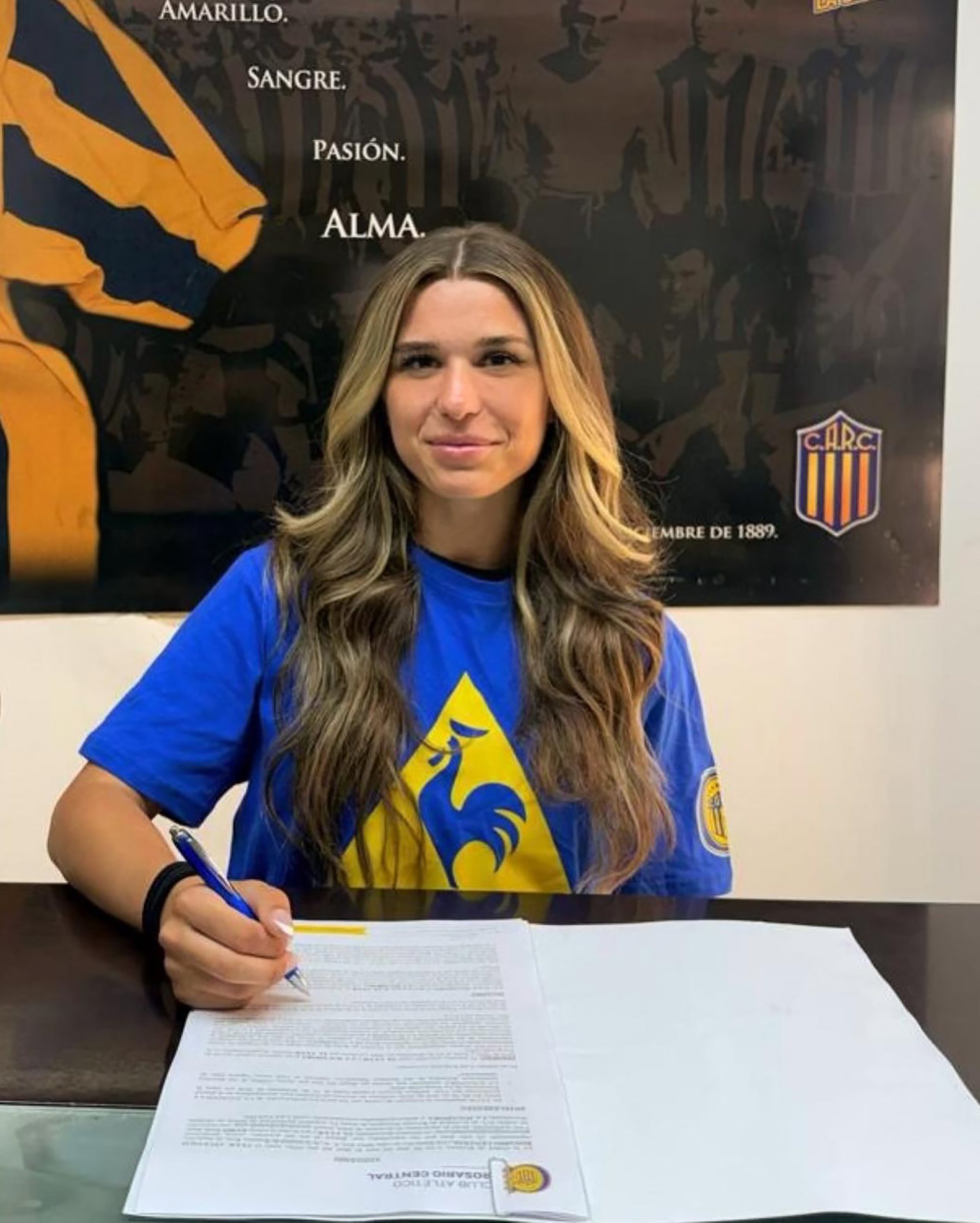 La historia de Zoey Kuhn, la delantera norteamericana que ilusiona a Rosario Central con sus goles y es furor en el f&uacute;tbol femenino