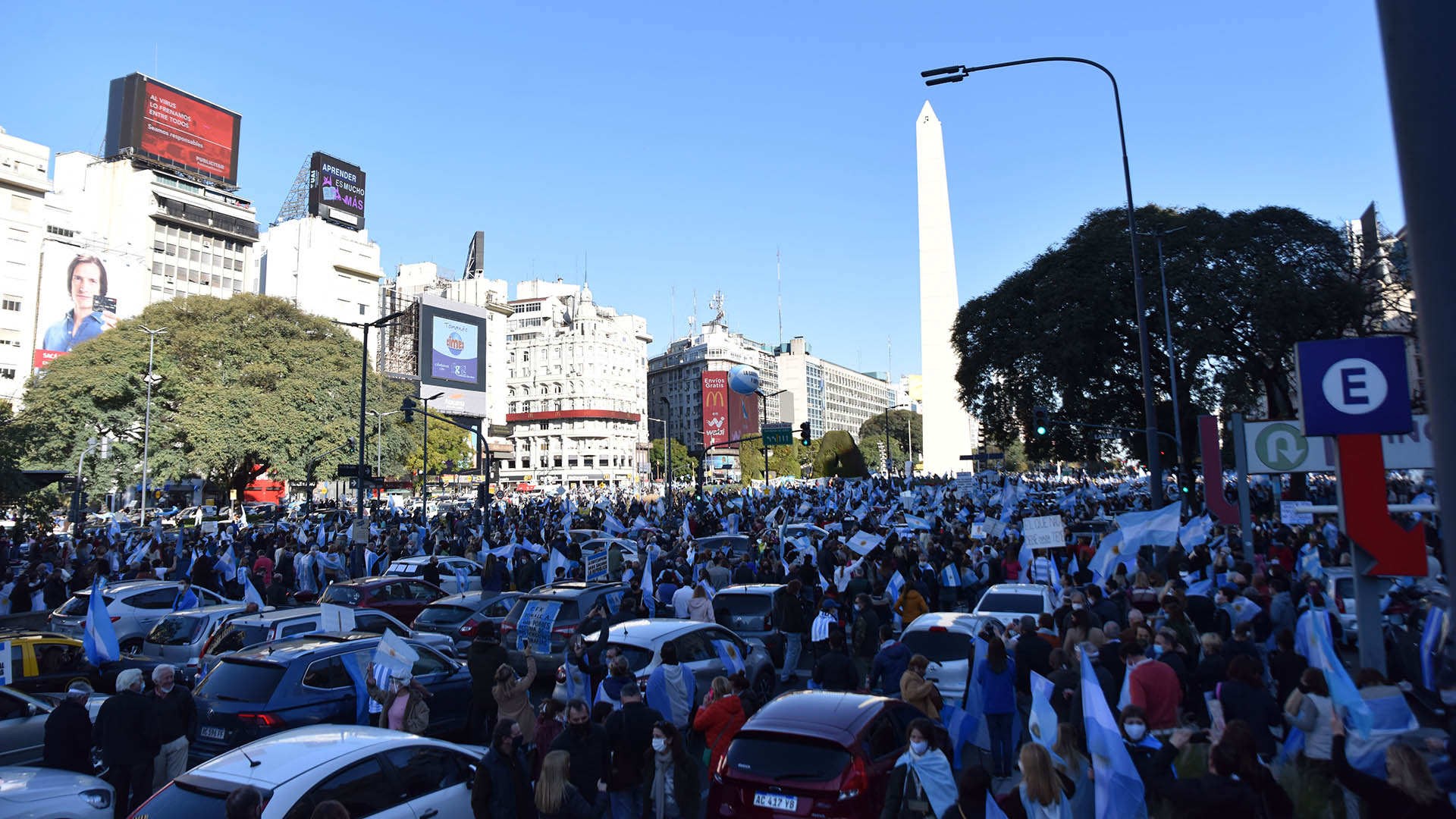 El caudal de personas es el mayor que se registró entre las movilizaciones que ya se realizaron contra el Gobierno de turno.