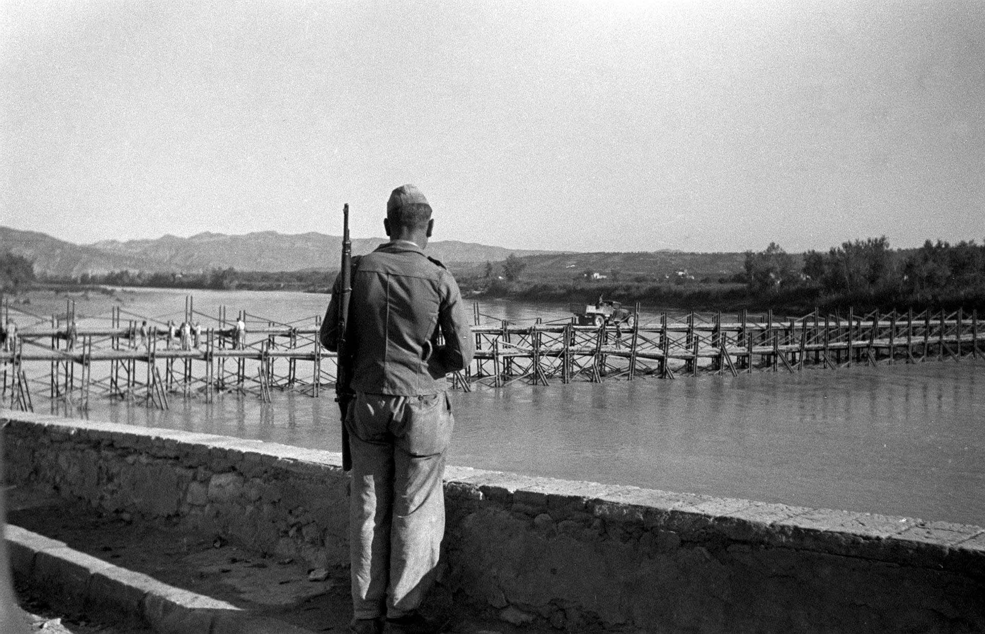 Guerra Civil Española: el miliciano sin nombre de Hans Gutmann vuelve a mirar al Ebro