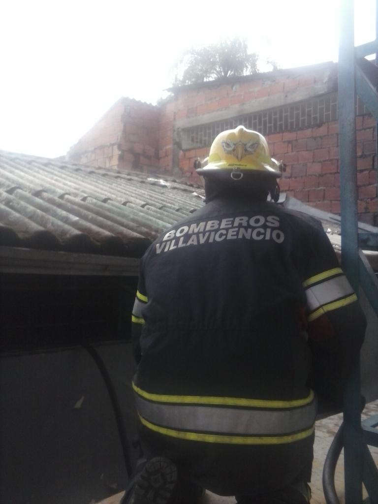 Hombre Que Quiso Prenderle Fuego A Un Consultorio Terminó En Llamas Infobae 0195