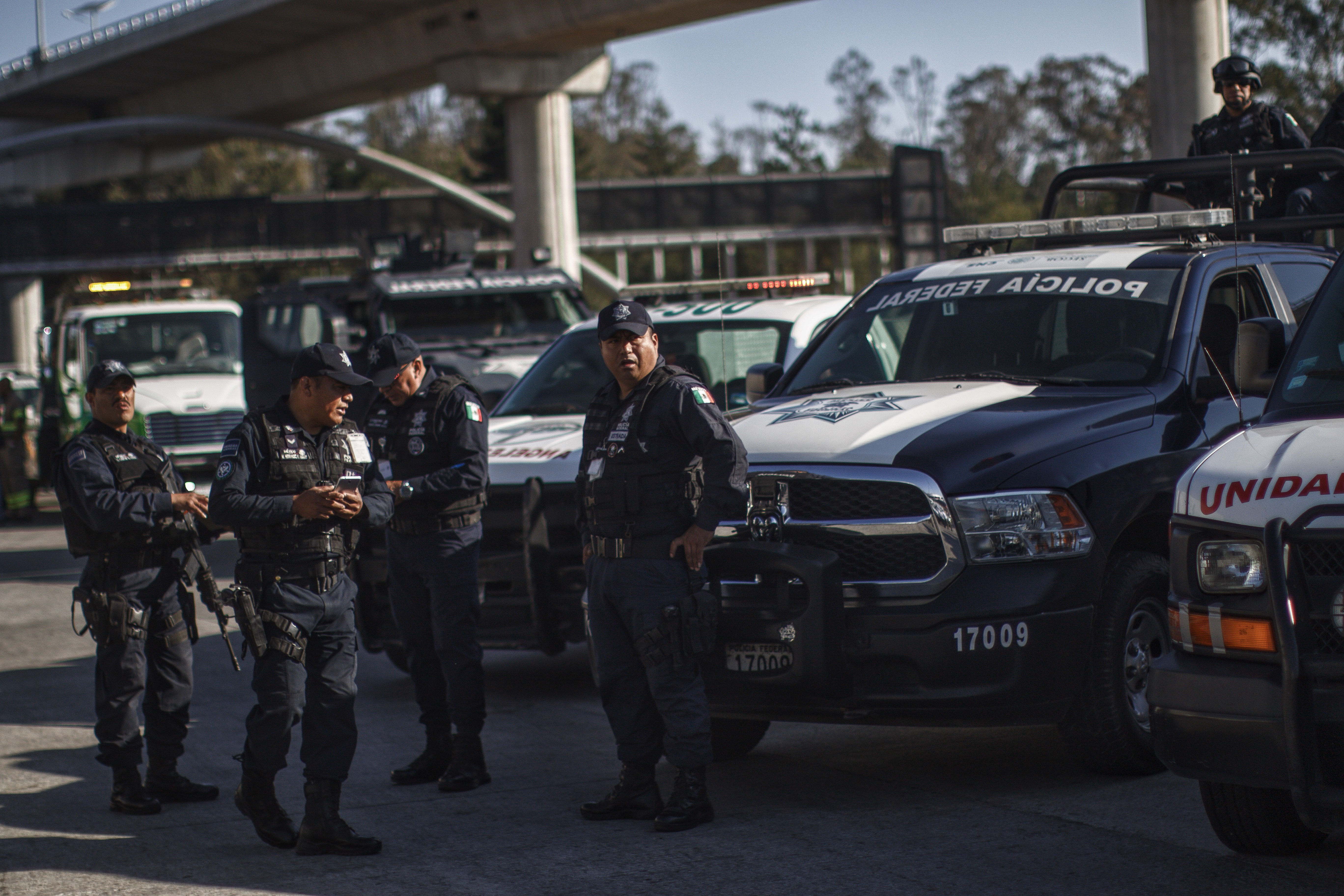 Agentes especiales de la Policía Federal tenían instrucciones de suspender supervisiones en el Aeropuerto Internacional de la Ciudad de México (AICM) durante el sexenio de Felipe Calderón 
(FOTO: ISAAC ESQUIVEL /CUARTOSCURO.COM)