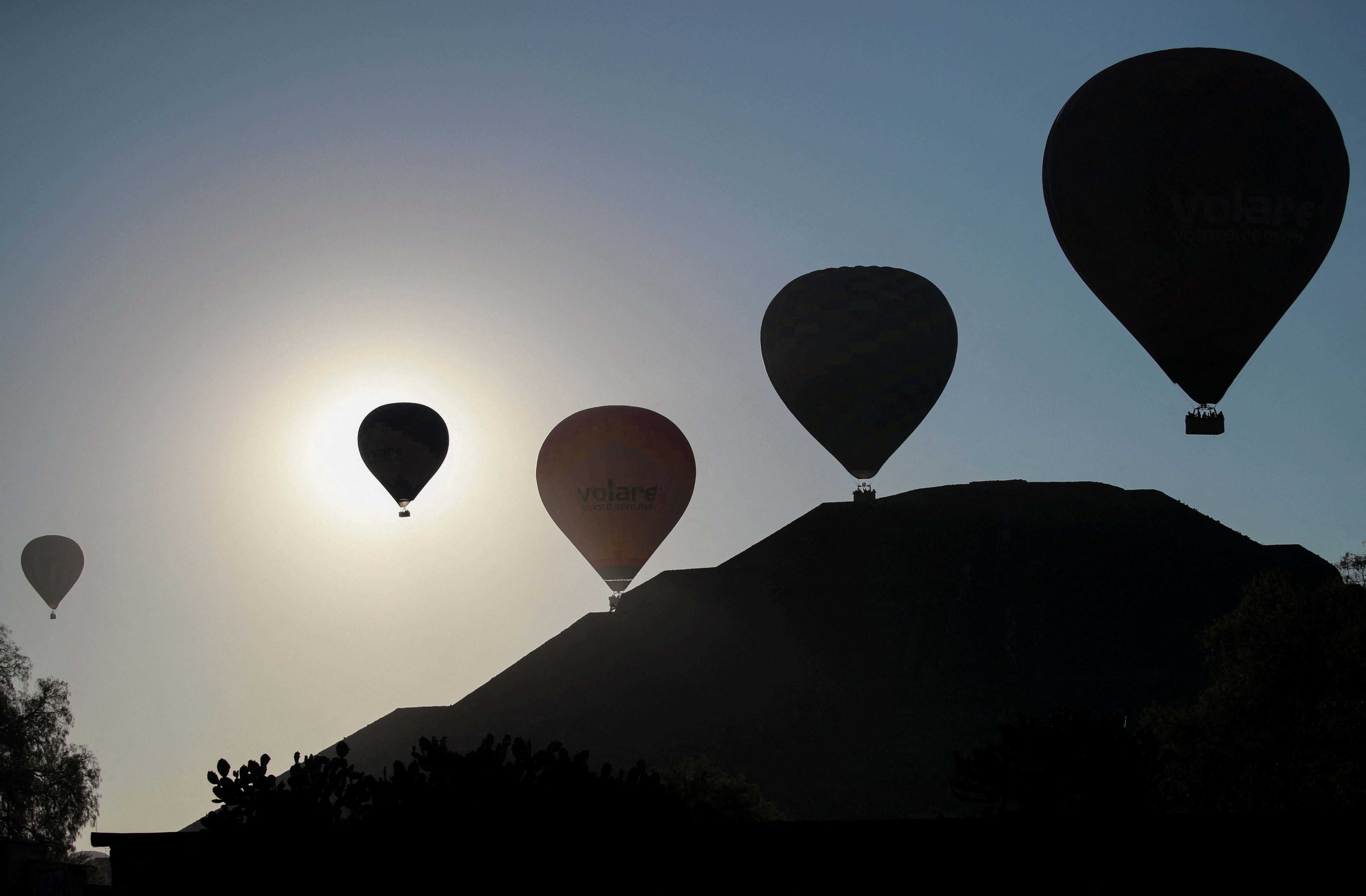 Globos aerostáticos en Teotihuacán (REUTERS/Henry Romero)