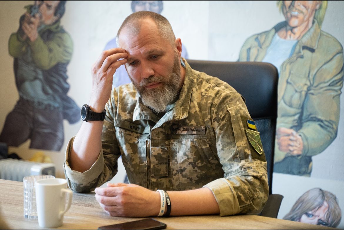 Denys Kobzin, el sociólogo devenido soldado