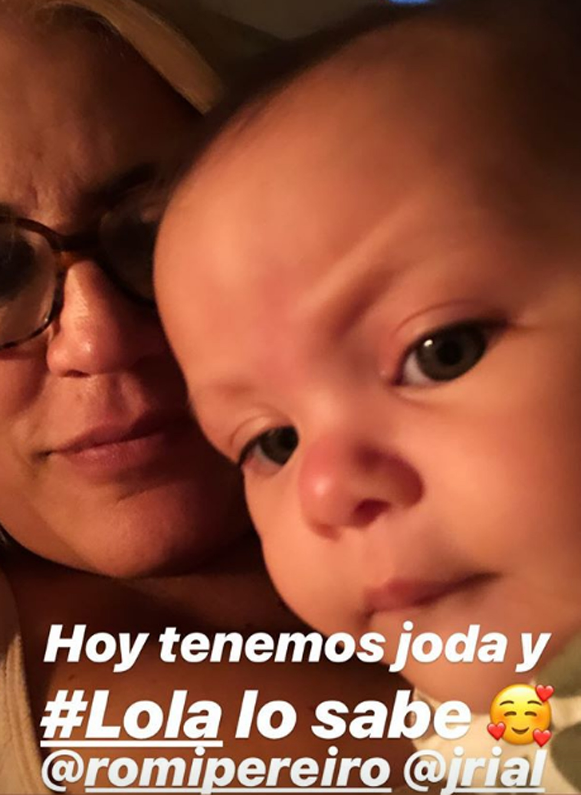 Débora D'Amato y su hija Lola, cuando era una beba (Foto: Instagram)