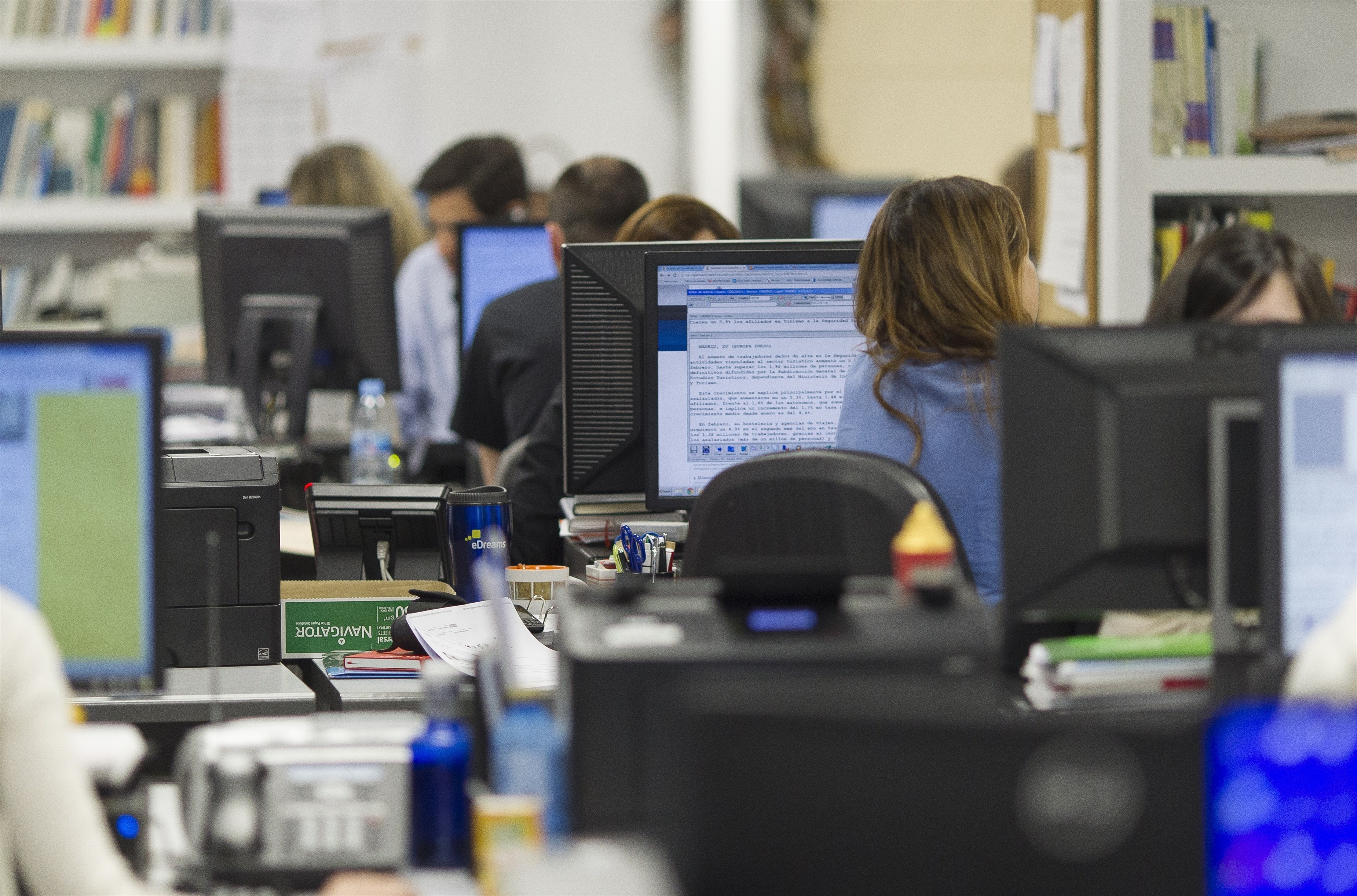 Vuelve a regir la reforma laboral por decisi&oacute;n judicial: qu&eacute; cambia en vacaciones, indemnizaciones y banco de horas