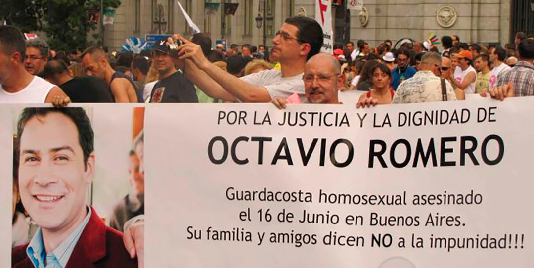 Pedido de justicia por Octavio Romero en la Marcha del Orgullo del 2015