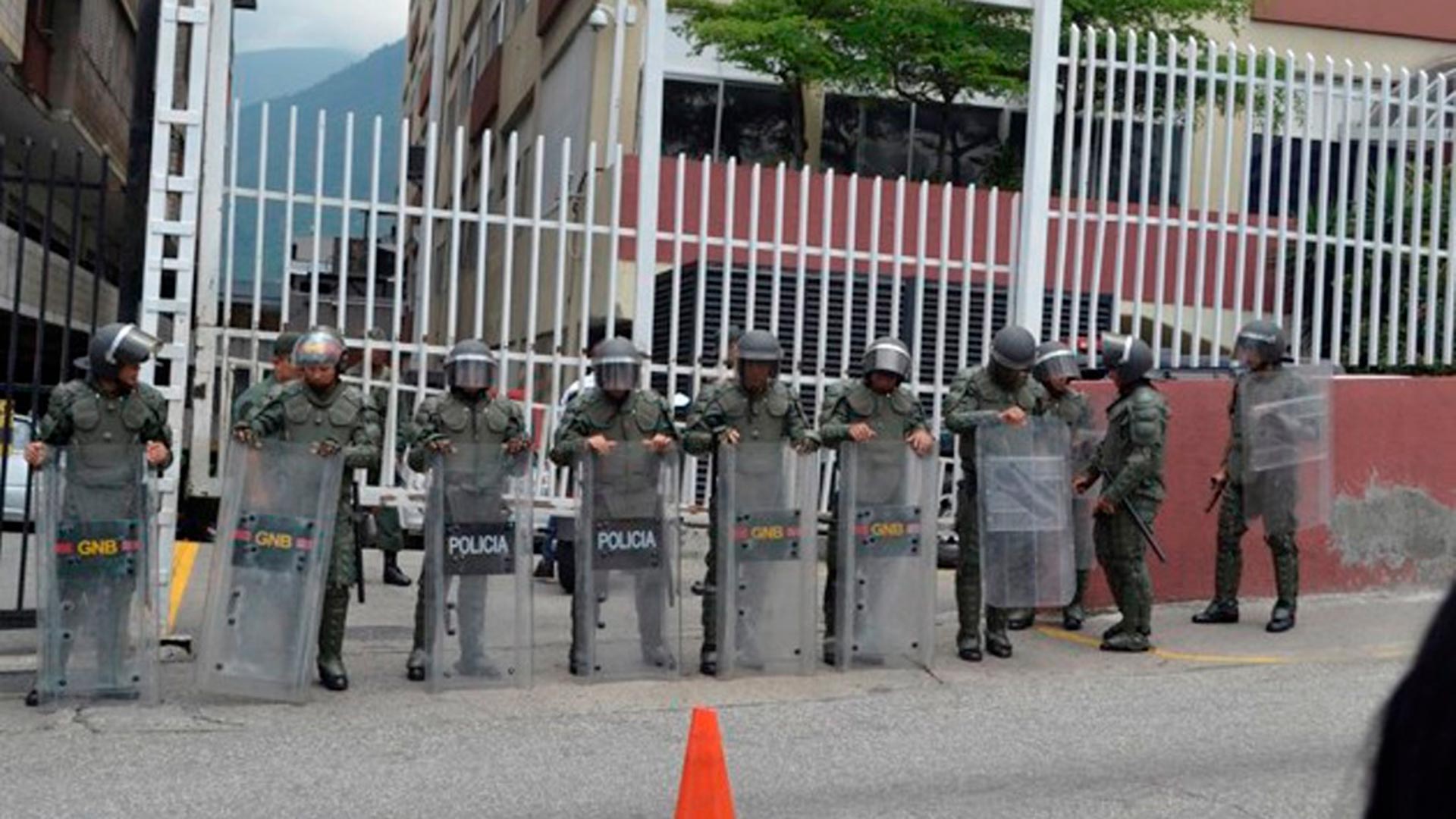 La sede de la DGCIM donde está detenido el general Hernandez Da Costa