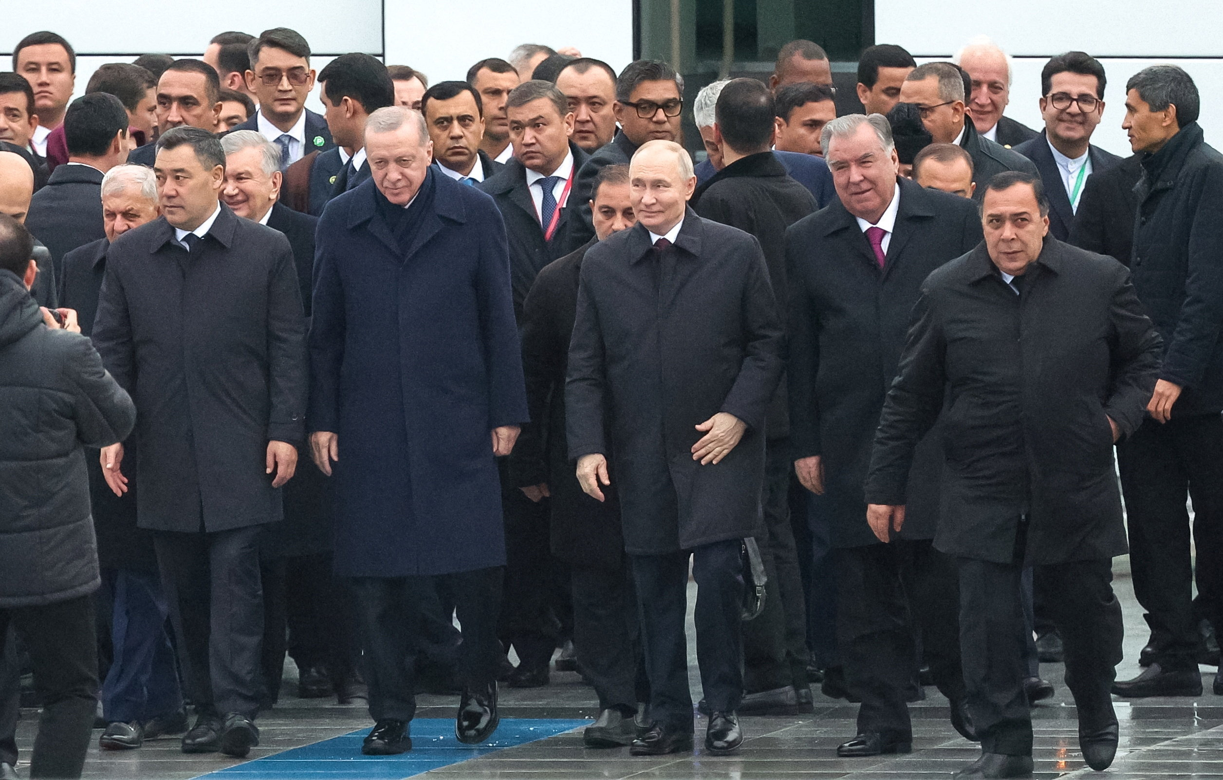 Apuñaló a su ex novia cuando paseaba junto a su bebé en Neuquén 