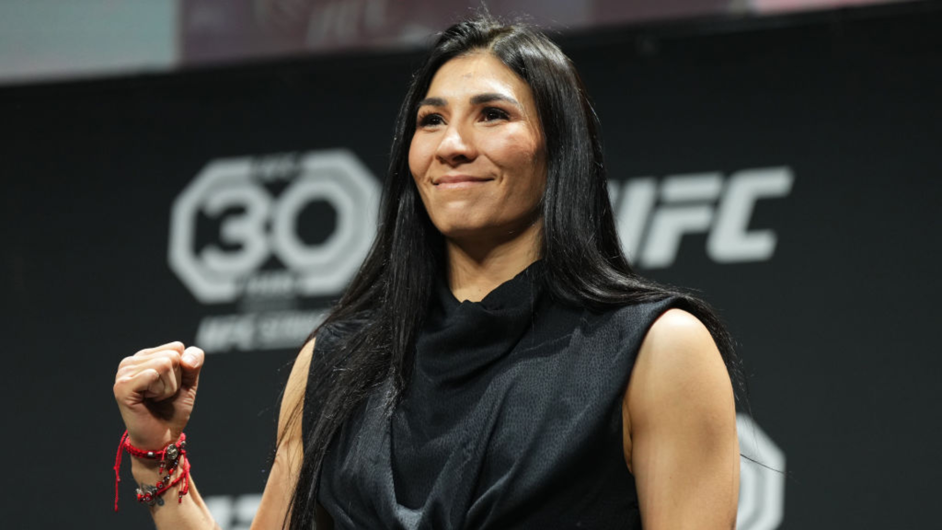 Irene Aldana podría convertirse en la segunda mujer mexicana campeona en UFC