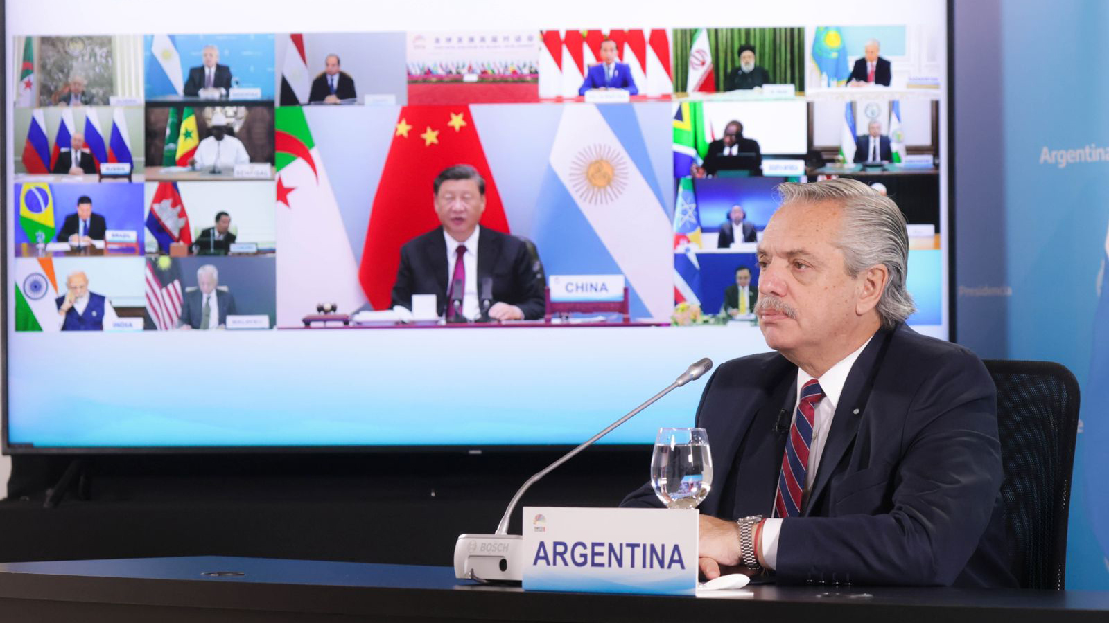 Alberto Fernández participando de una cumbre del grupo BRICS, el pasado 24 de junio 