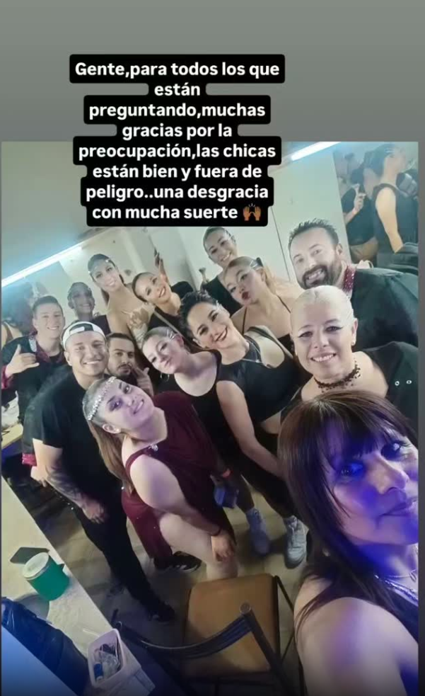 Video: una pantalla LED cayó sobre un grupo de bailarinas en un festival de danza y dejó varias heridas